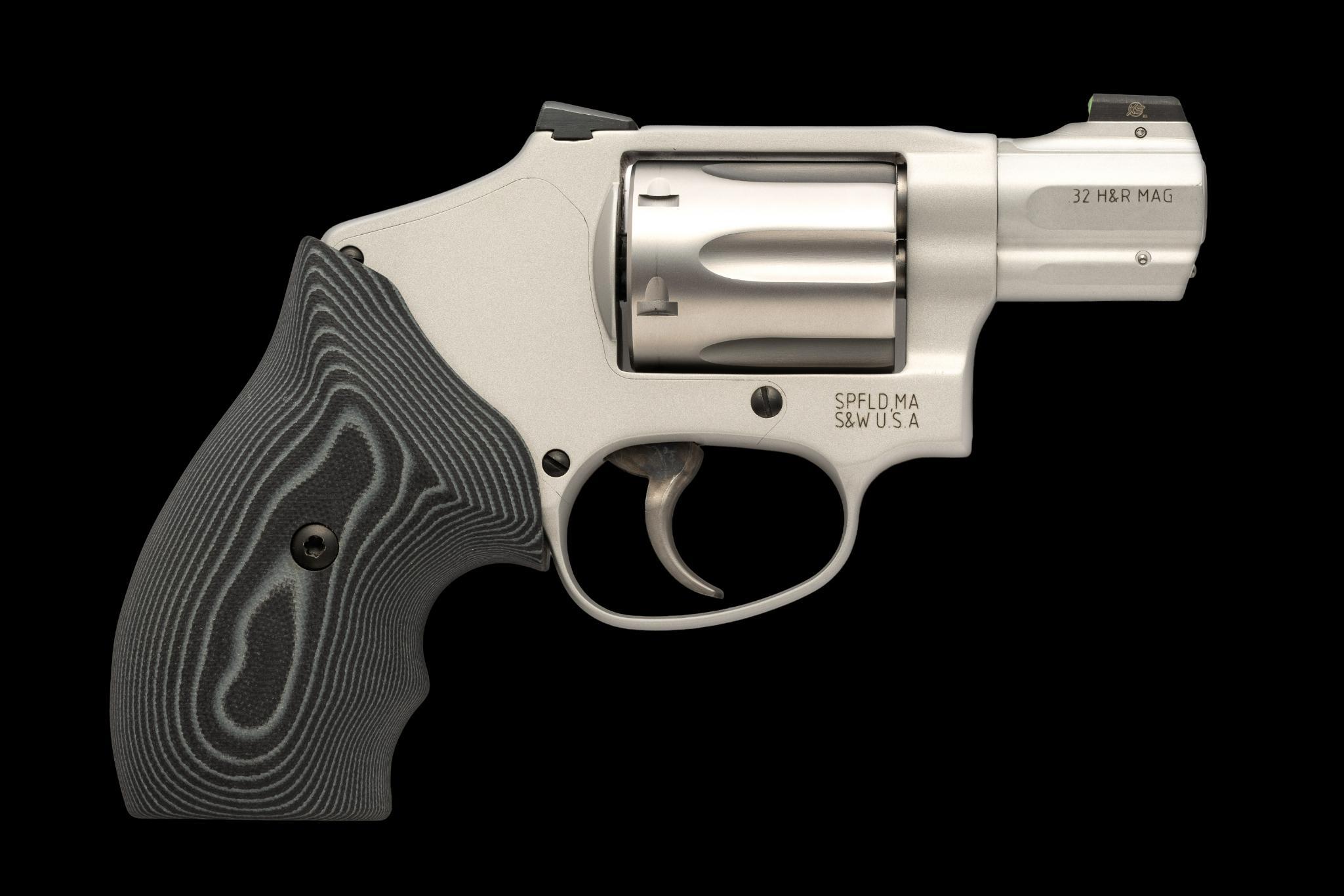 Smith & Wesson Double Action Revolver Model 632, Cal. .32 H&R Mag