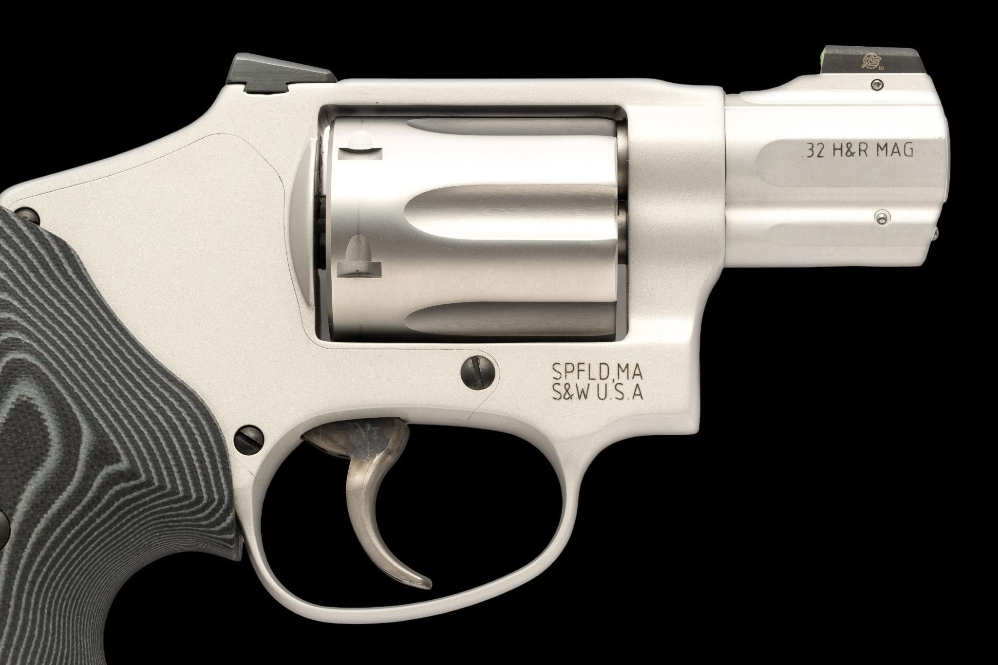 Smith & Wesson Double Action Revolver Model 632, Cal. .32 H&R Mag