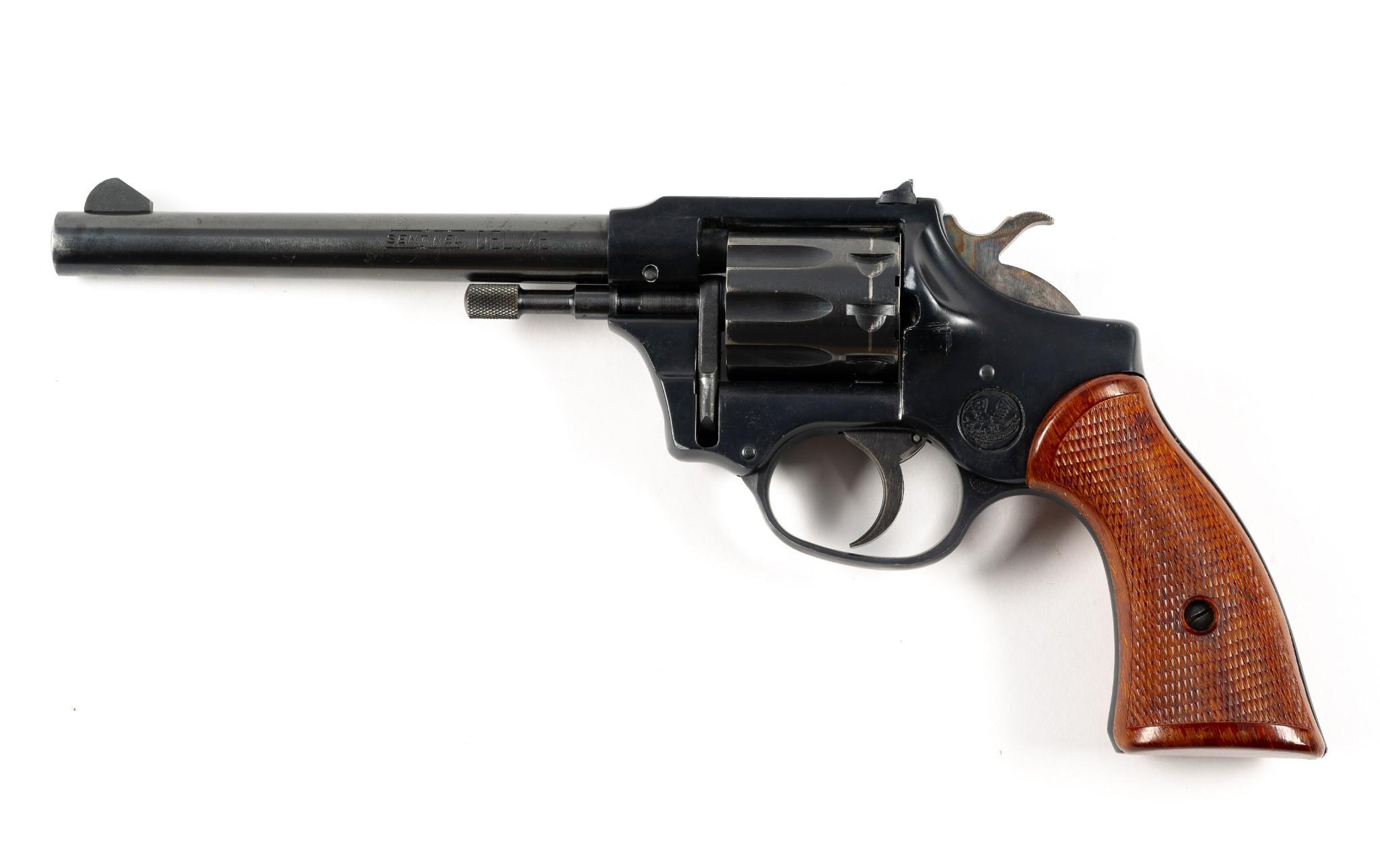 High Standard Sentinel Deluxe R-106 Revolver, Cal. .22