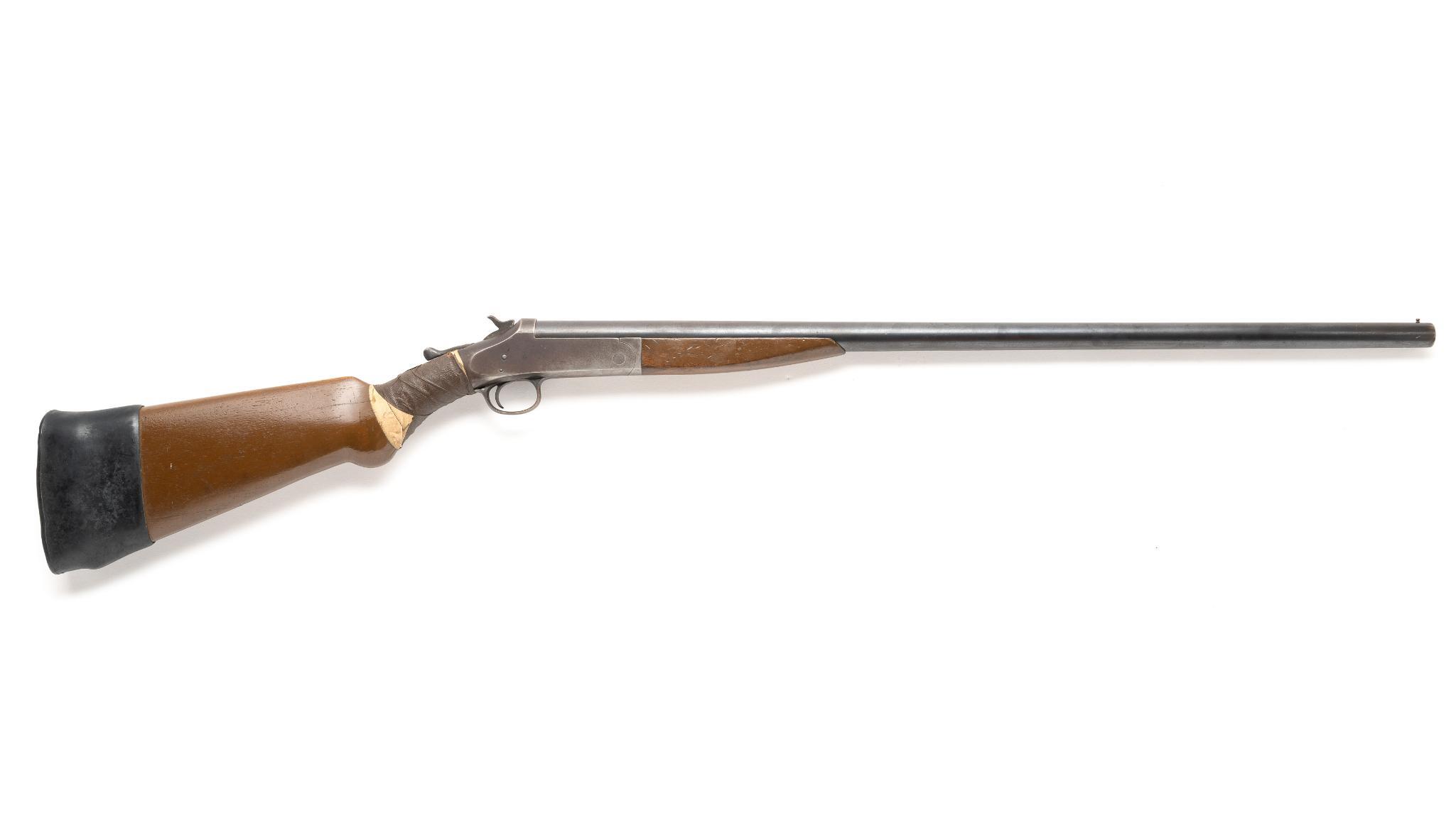 H&R Single Shot Shotgun, Cal. 12 Ga