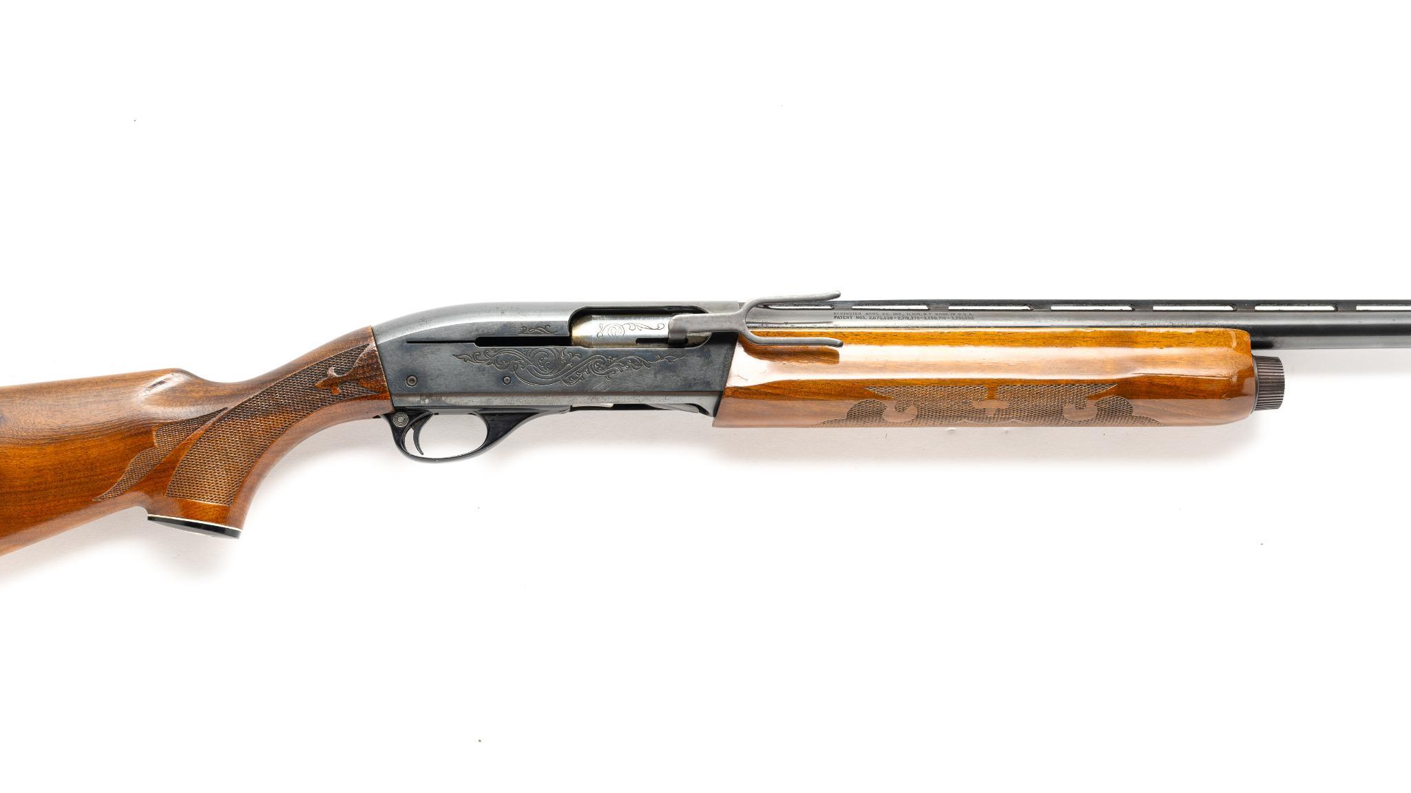 Remington Model 1100 Pump Action Shotgun, Cal. 12 Ga