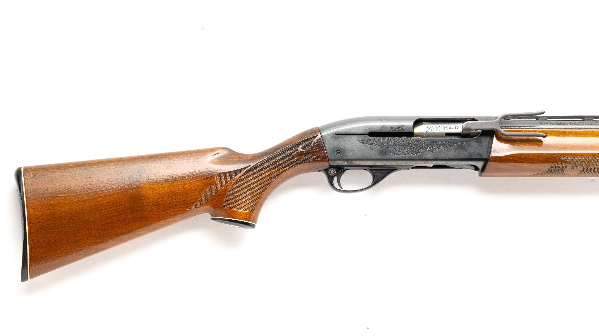 Remington Model 1100 Pump Action Shotgun, Cal. 12 Ga