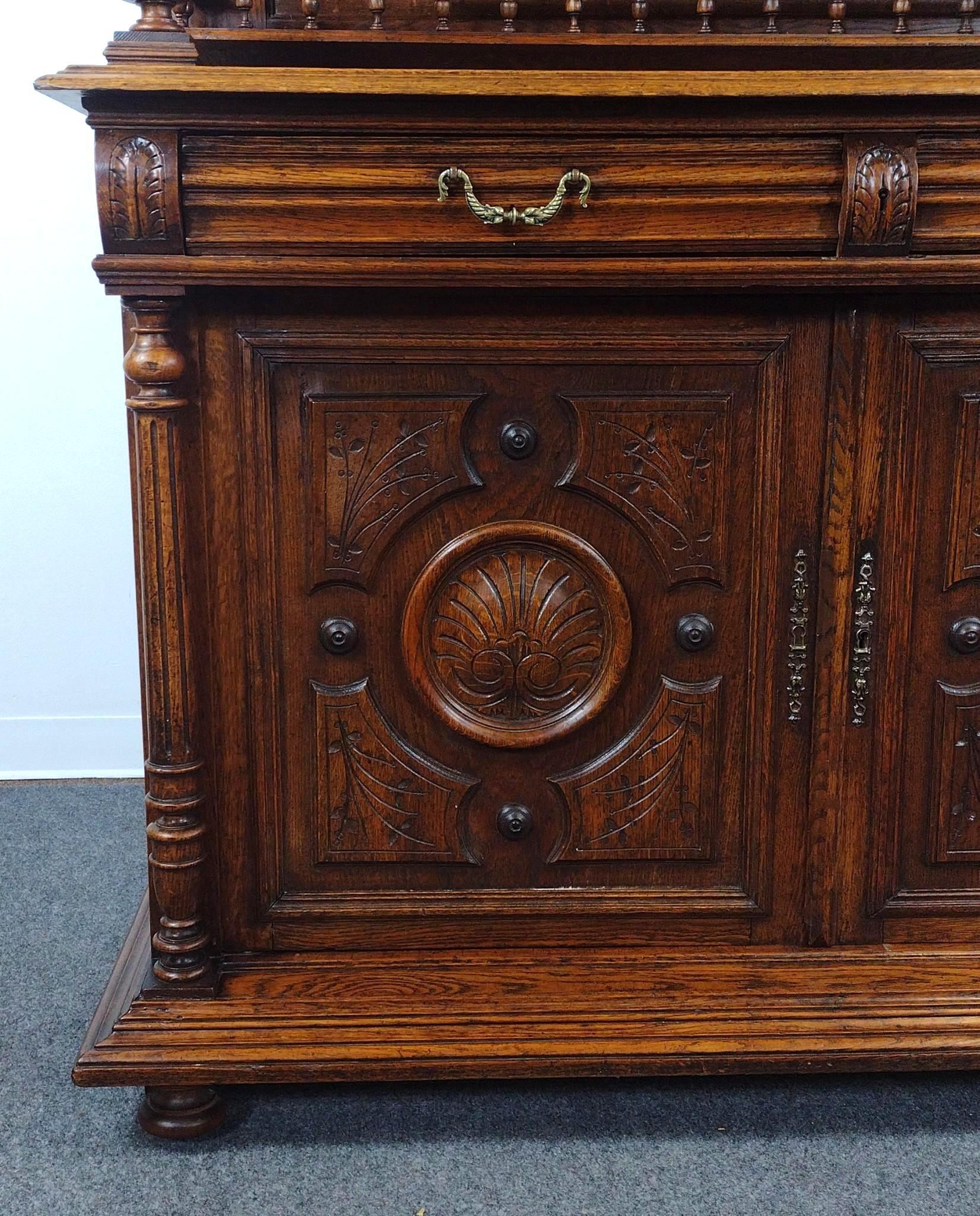 Late 19th Century Renaissance Revival Hunt Cabinet