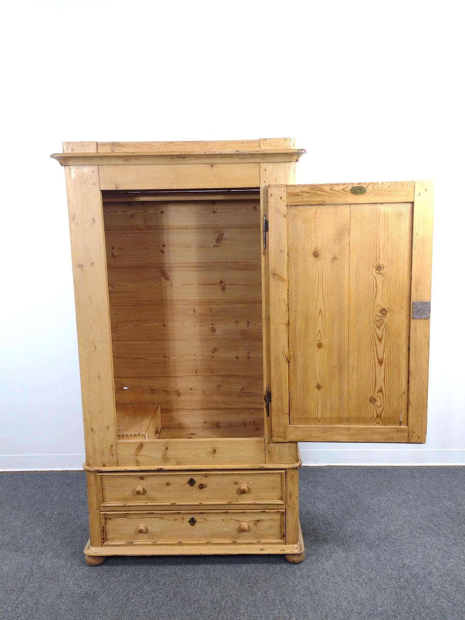 Barker Bros Wardrobe