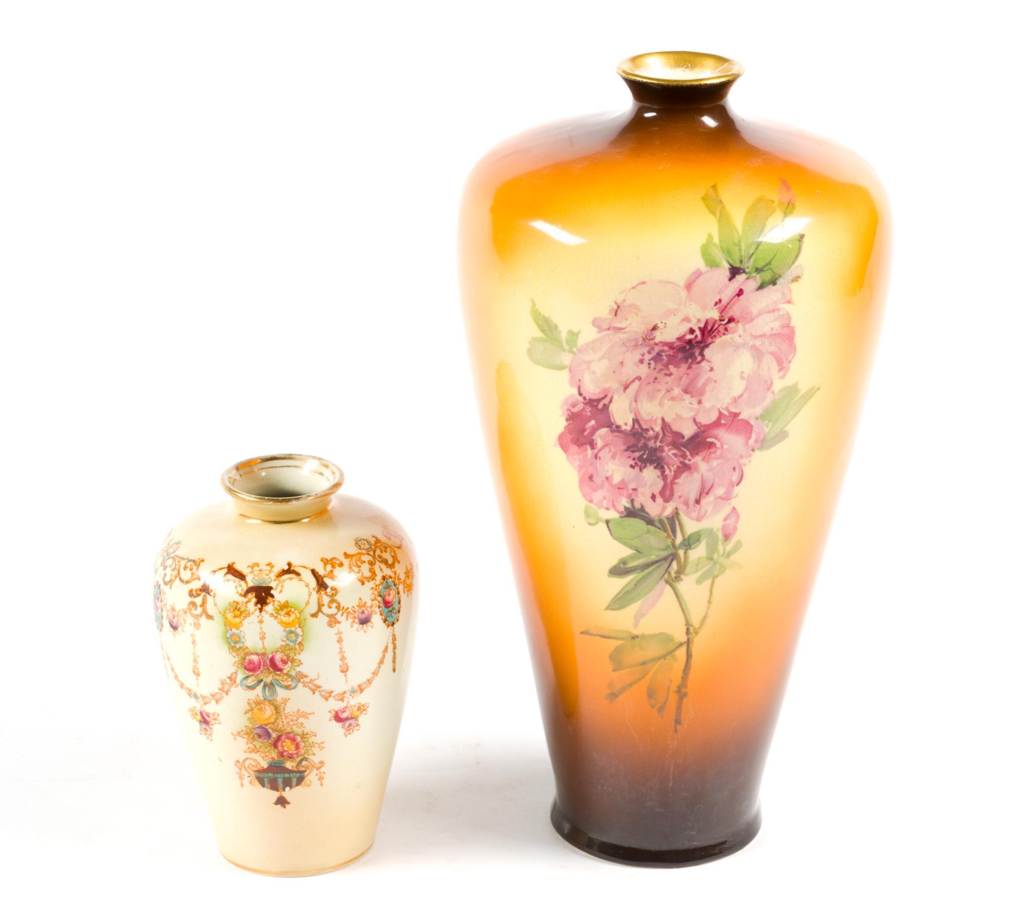Porcelain Vases Incl. Cabinet