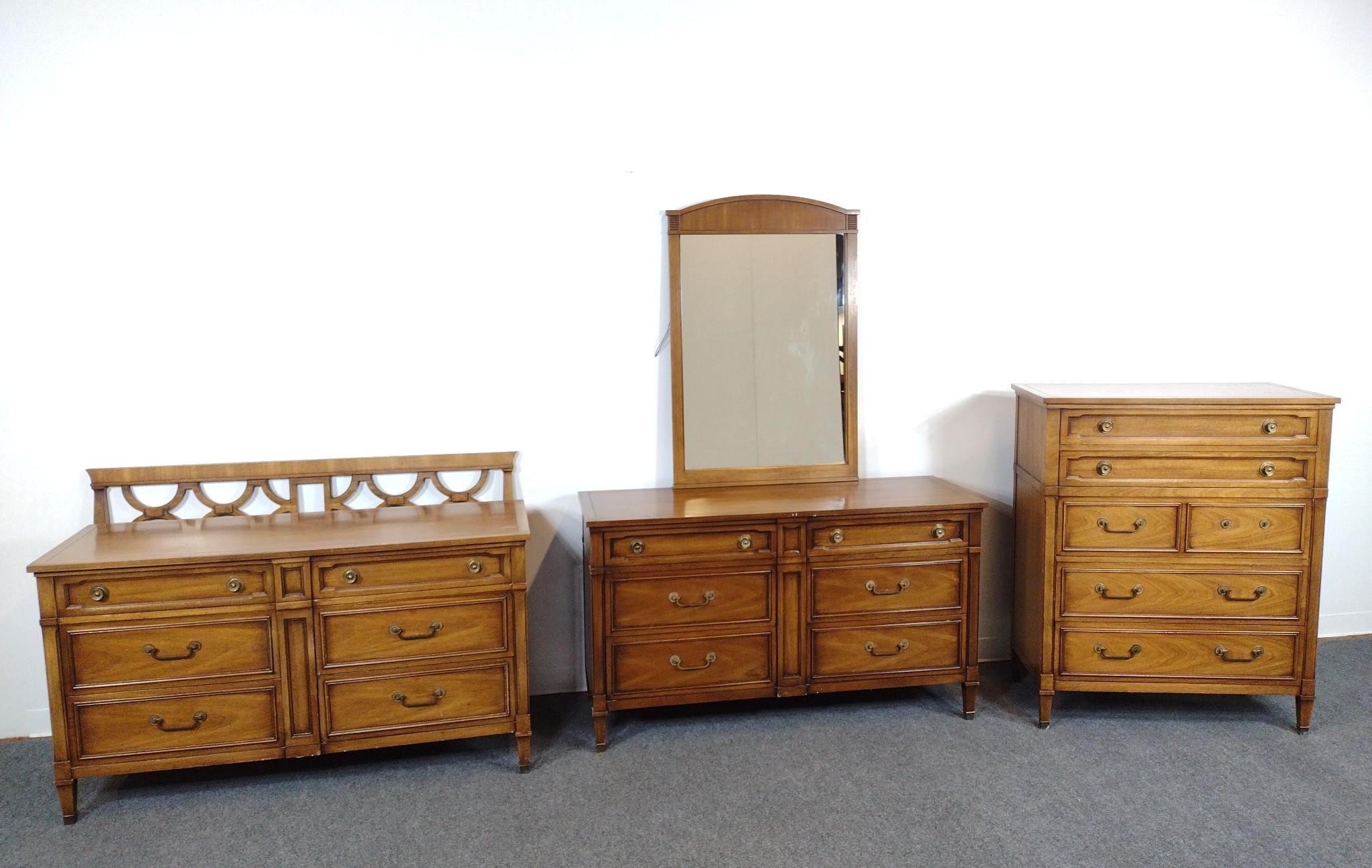 Mahogany Drexel Bedroom Set