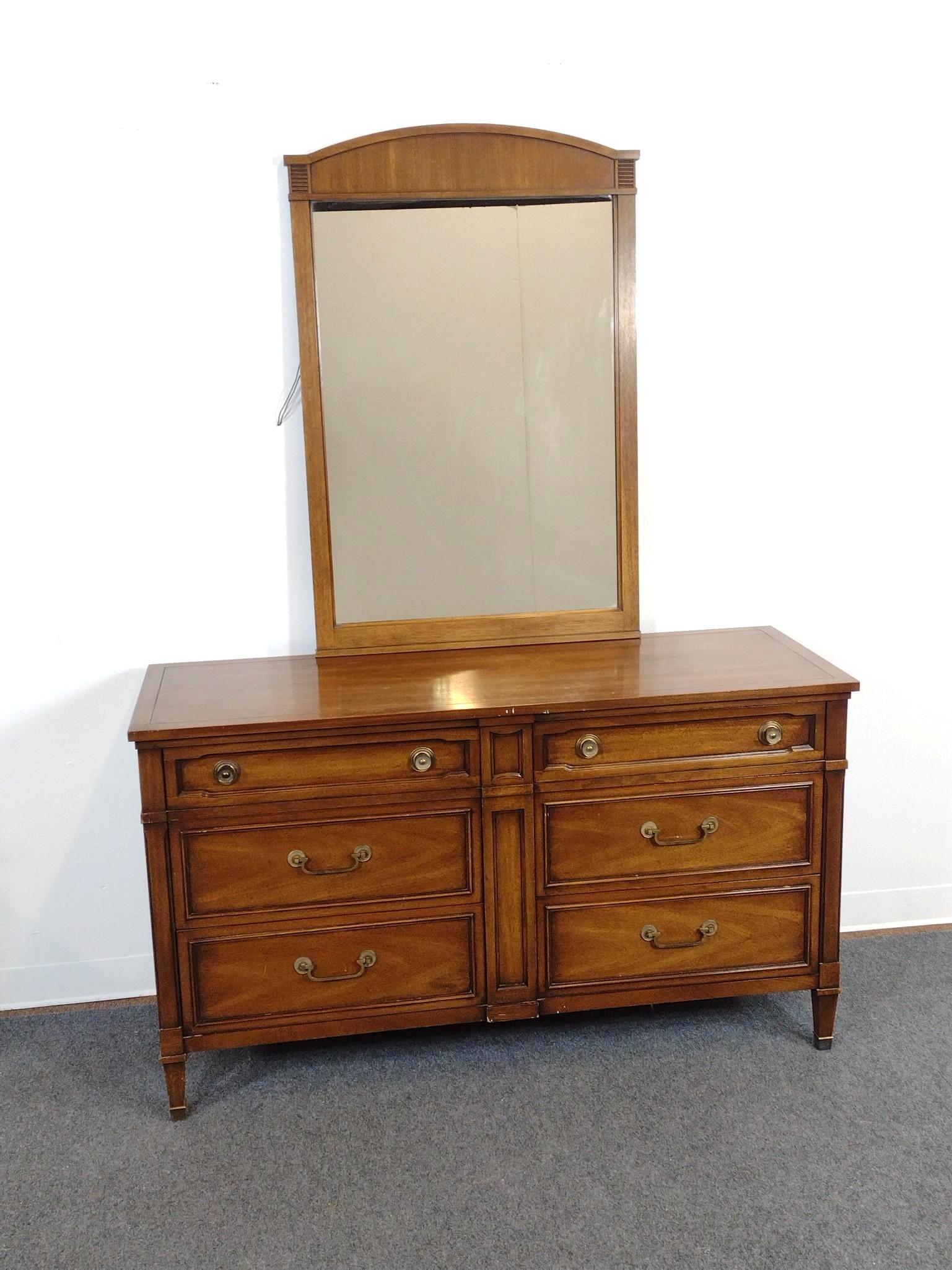 Mahogany Drexel Bedroom Set