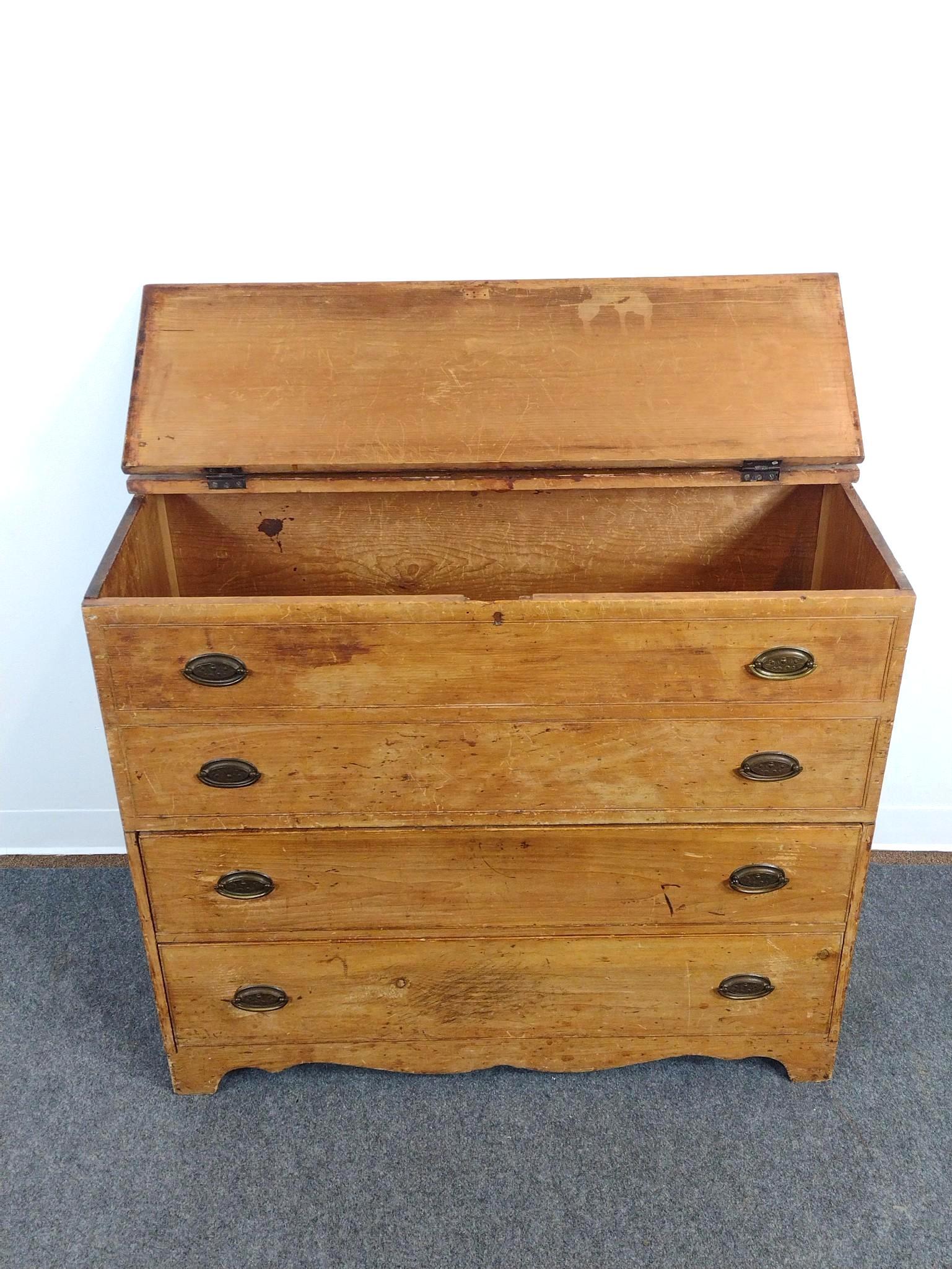 Country Pine Mule Chest