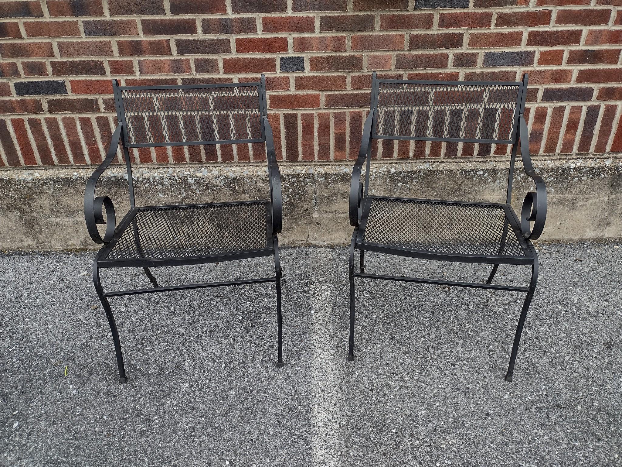 Metal Outdoor Table With 4 Chairs