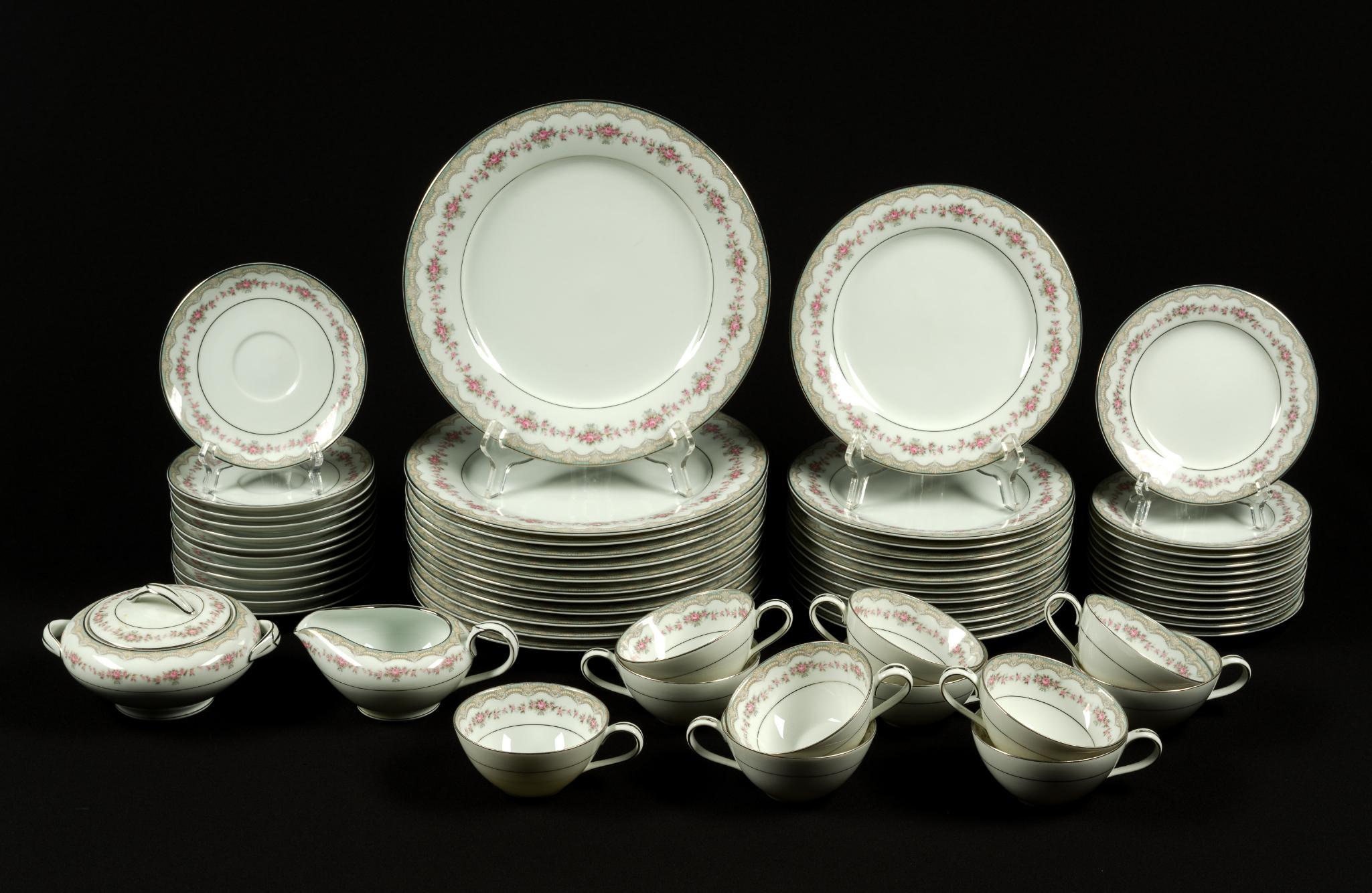 Noritake "Glenwood" Dinner Service