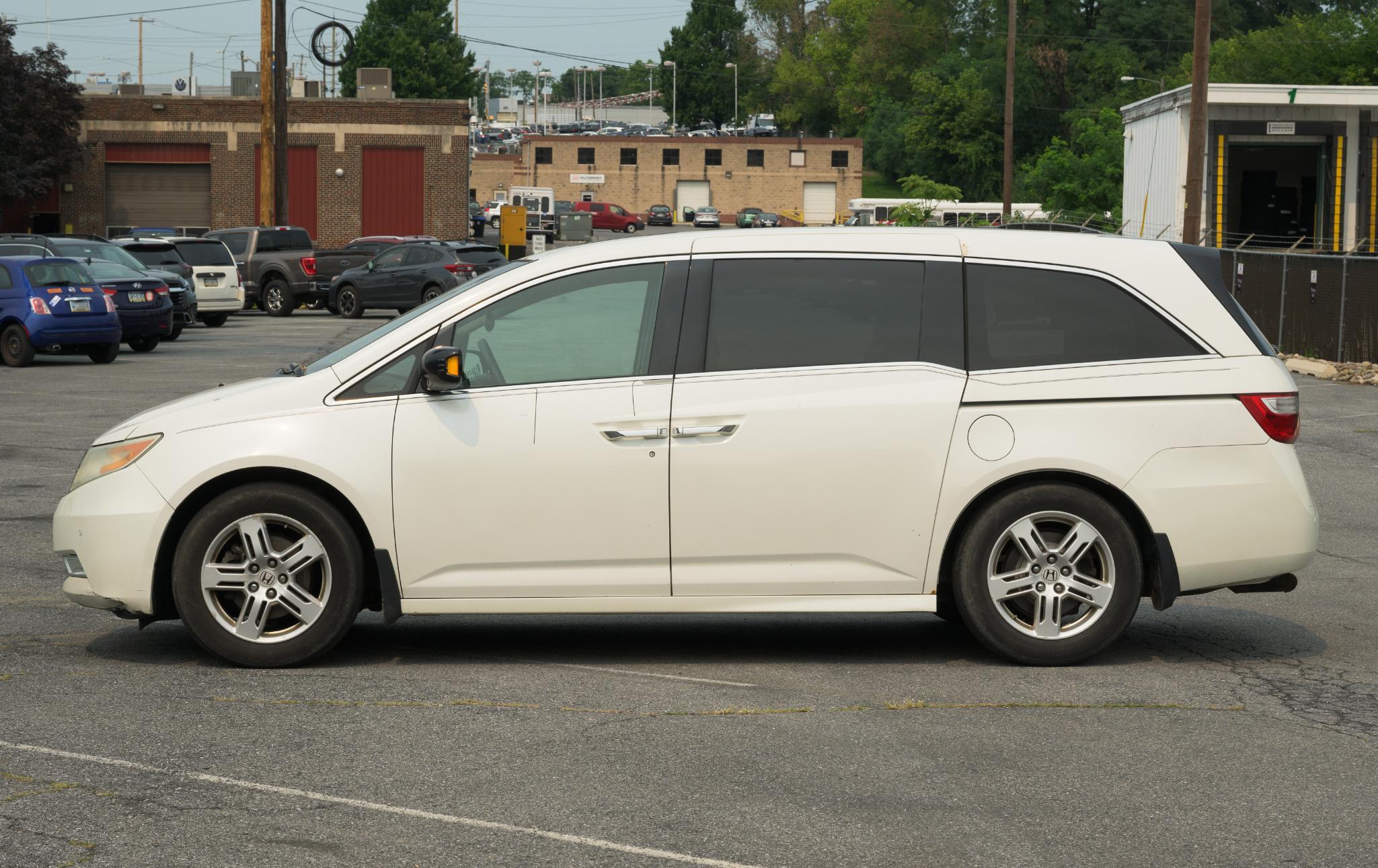 2012 Honda Odyssey Mini Van