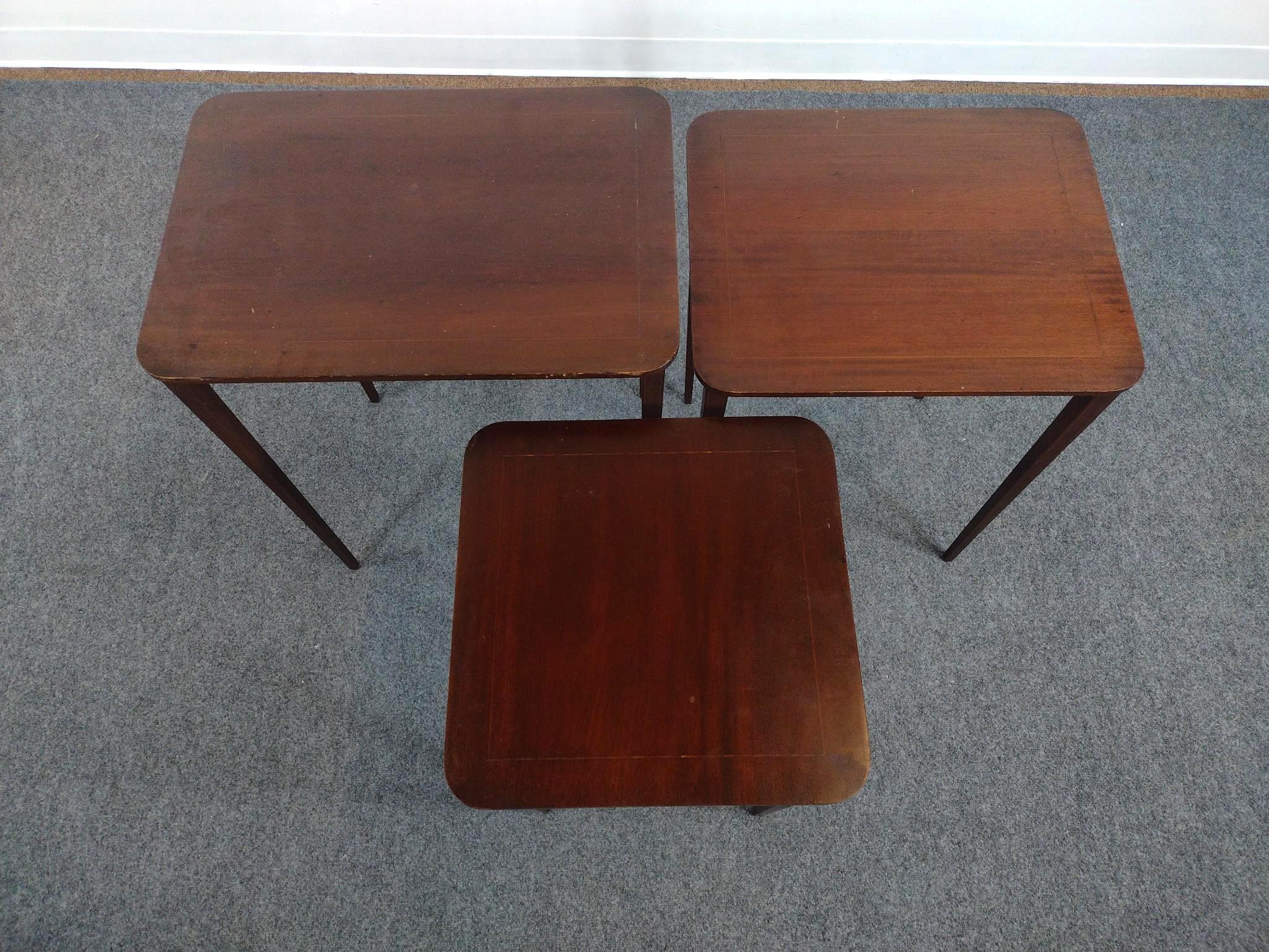 Set of 3 Nesting Tables