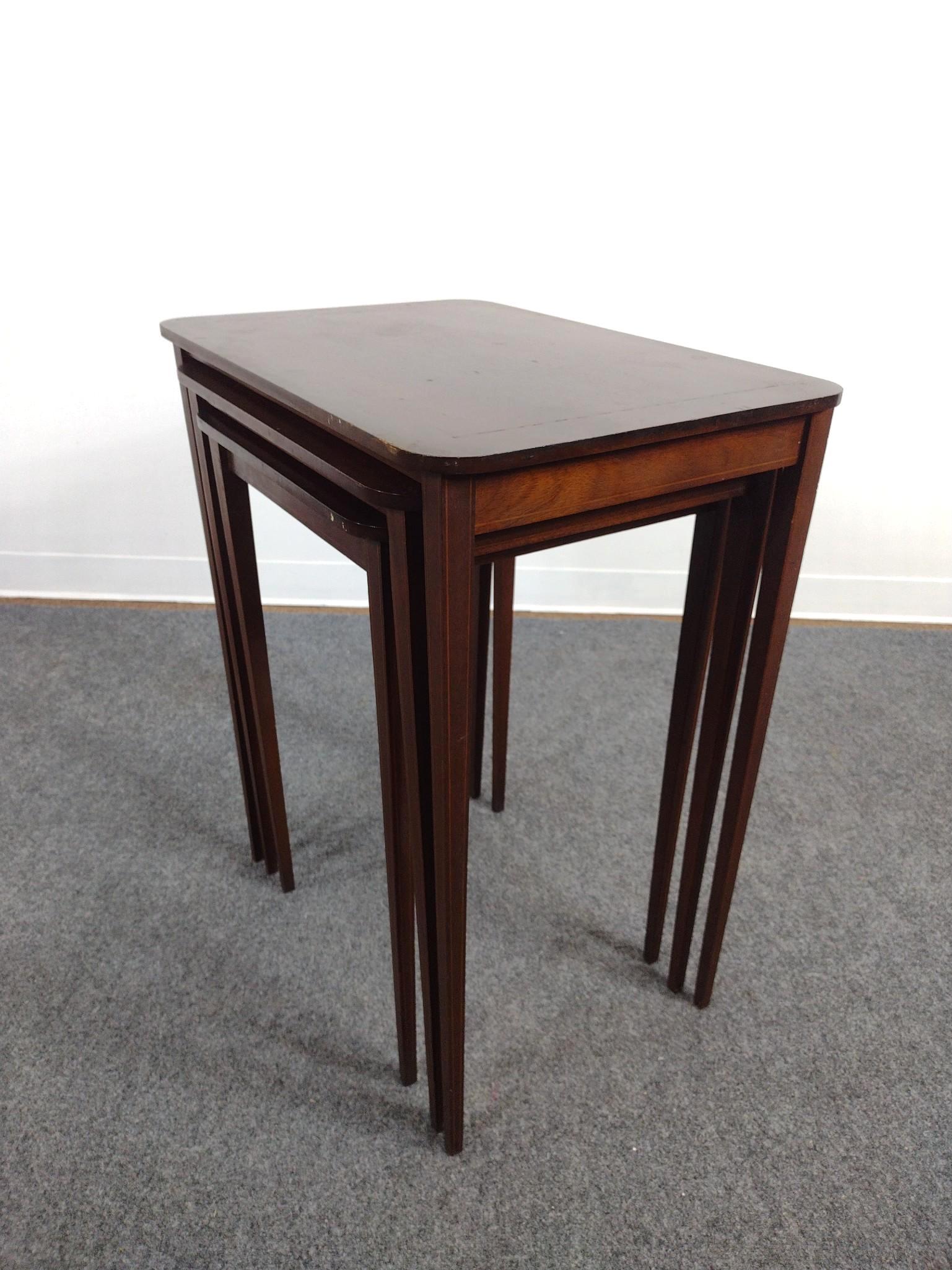 Set of 3 Nesting Tables