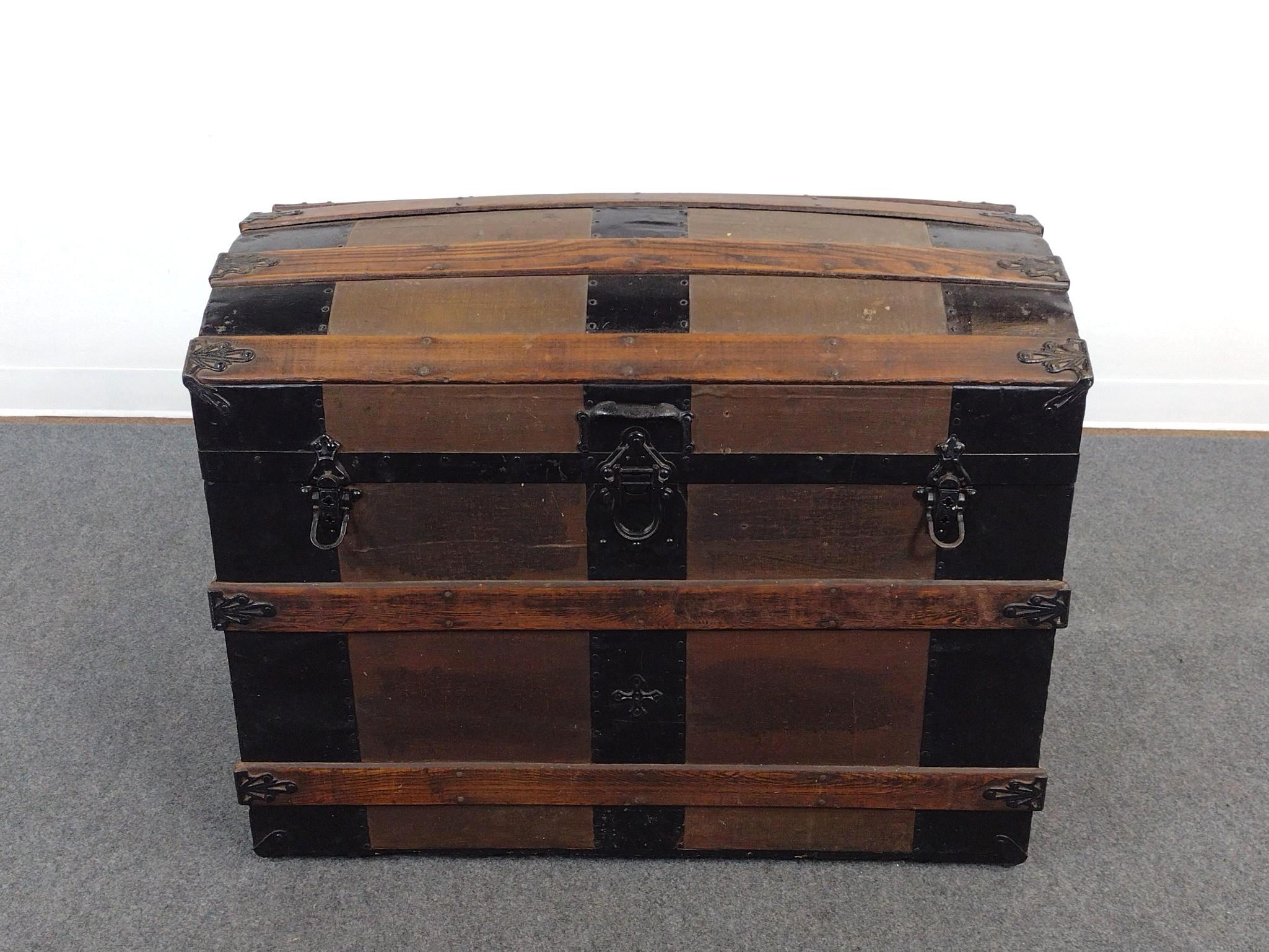 Barrel Top Trunk