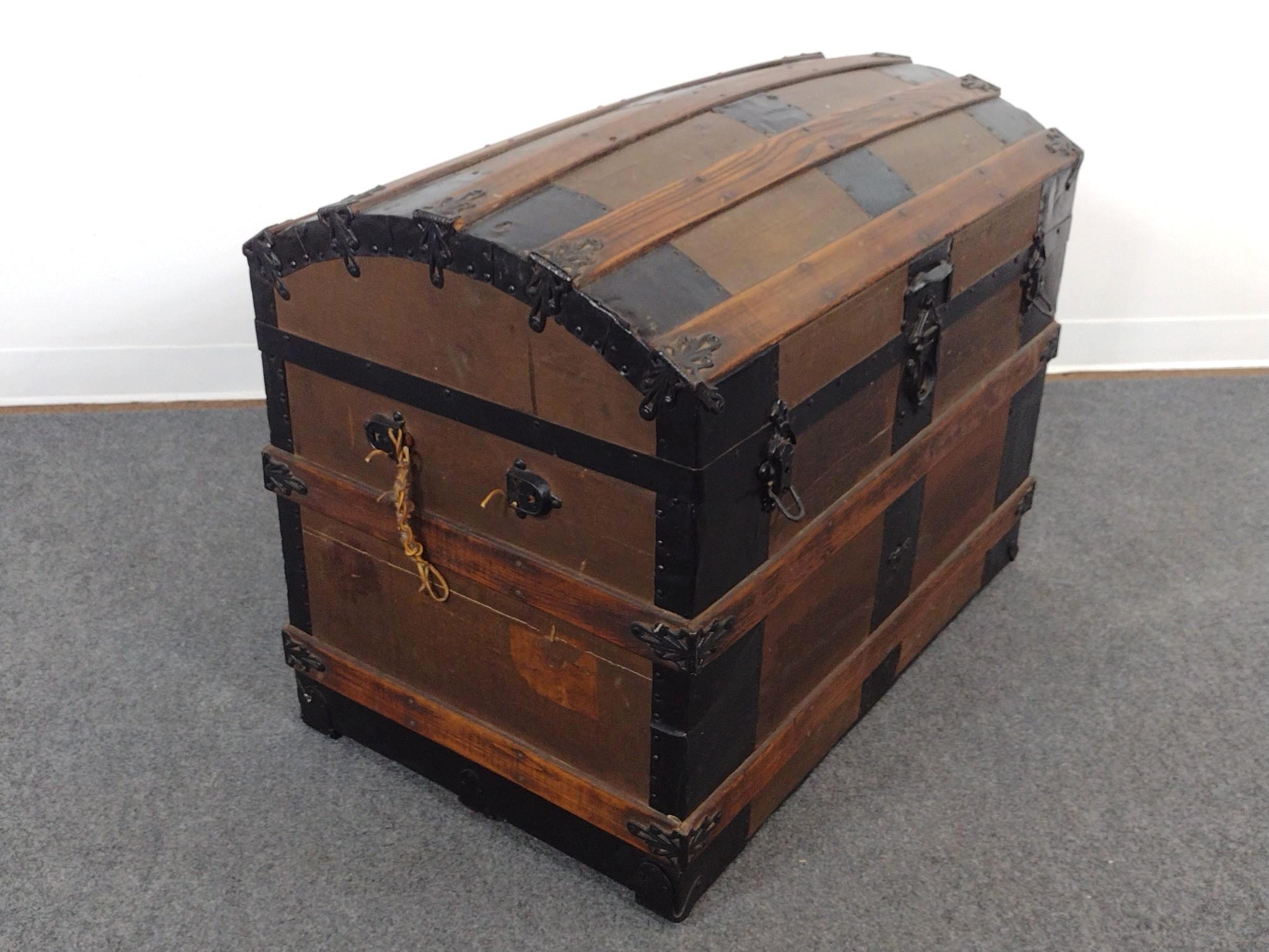 Barrel Top Trunk