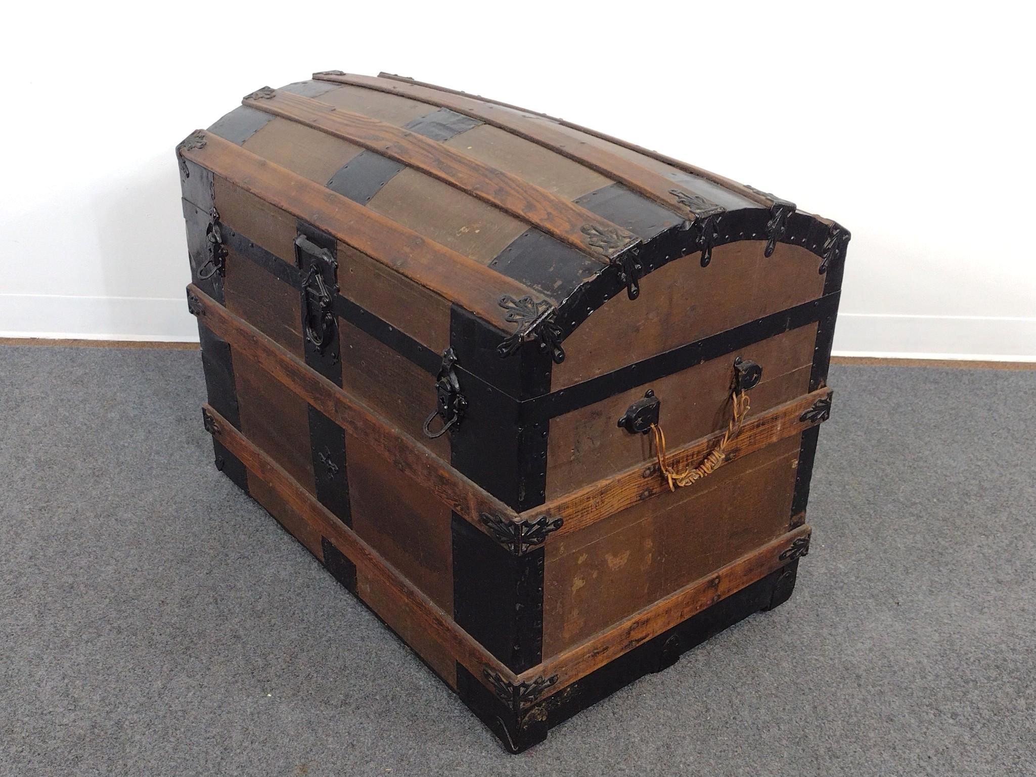 Barrel Top Trunk
