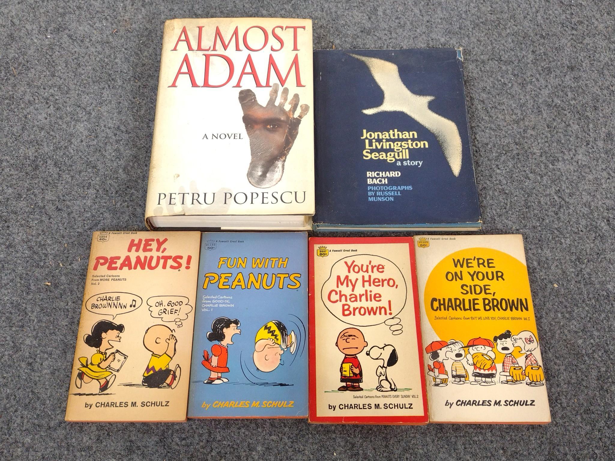 22 Vintage Books Incl. Charlie Brown