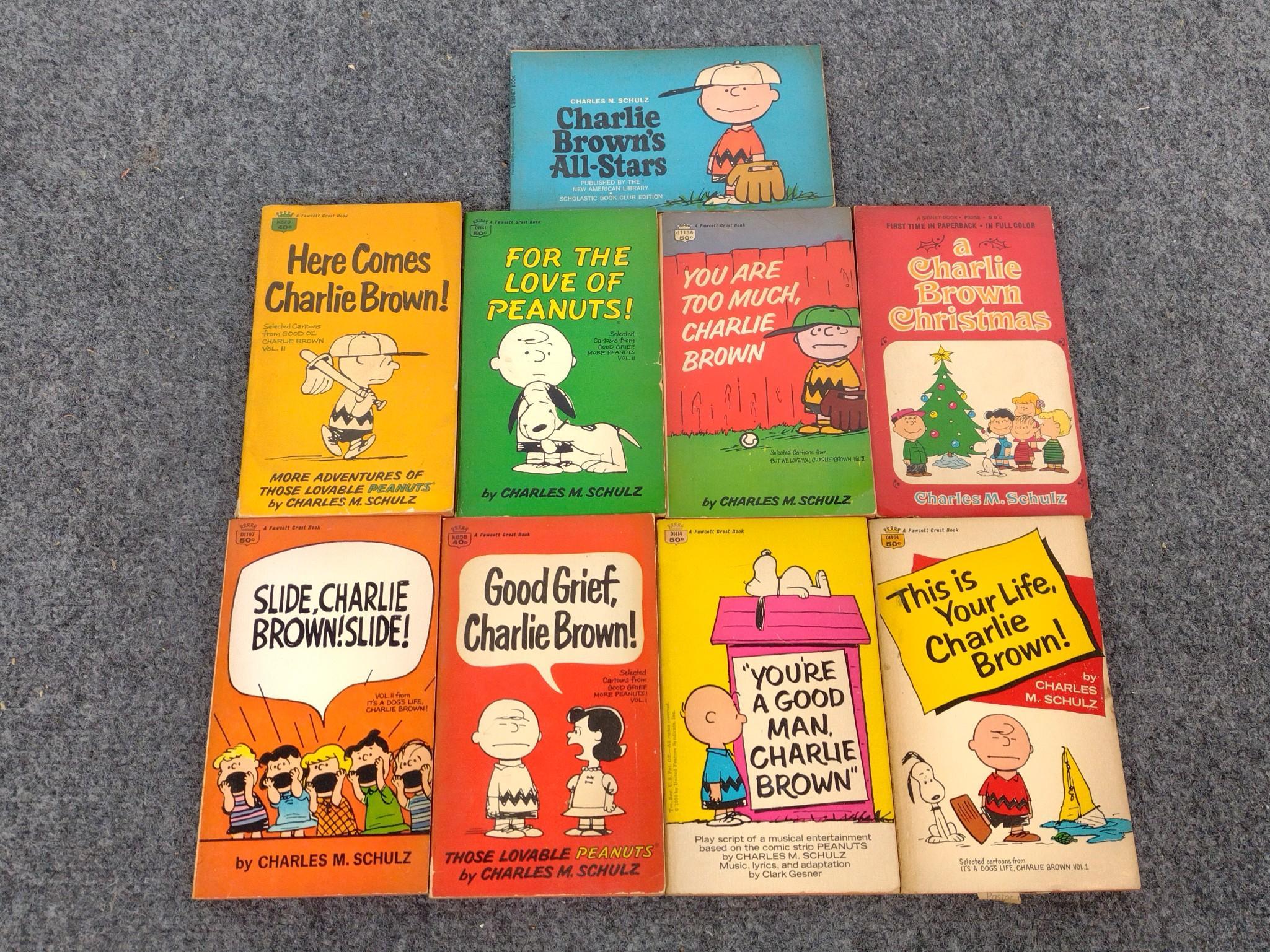 22 Vintage Books Incl. Charlie Brown