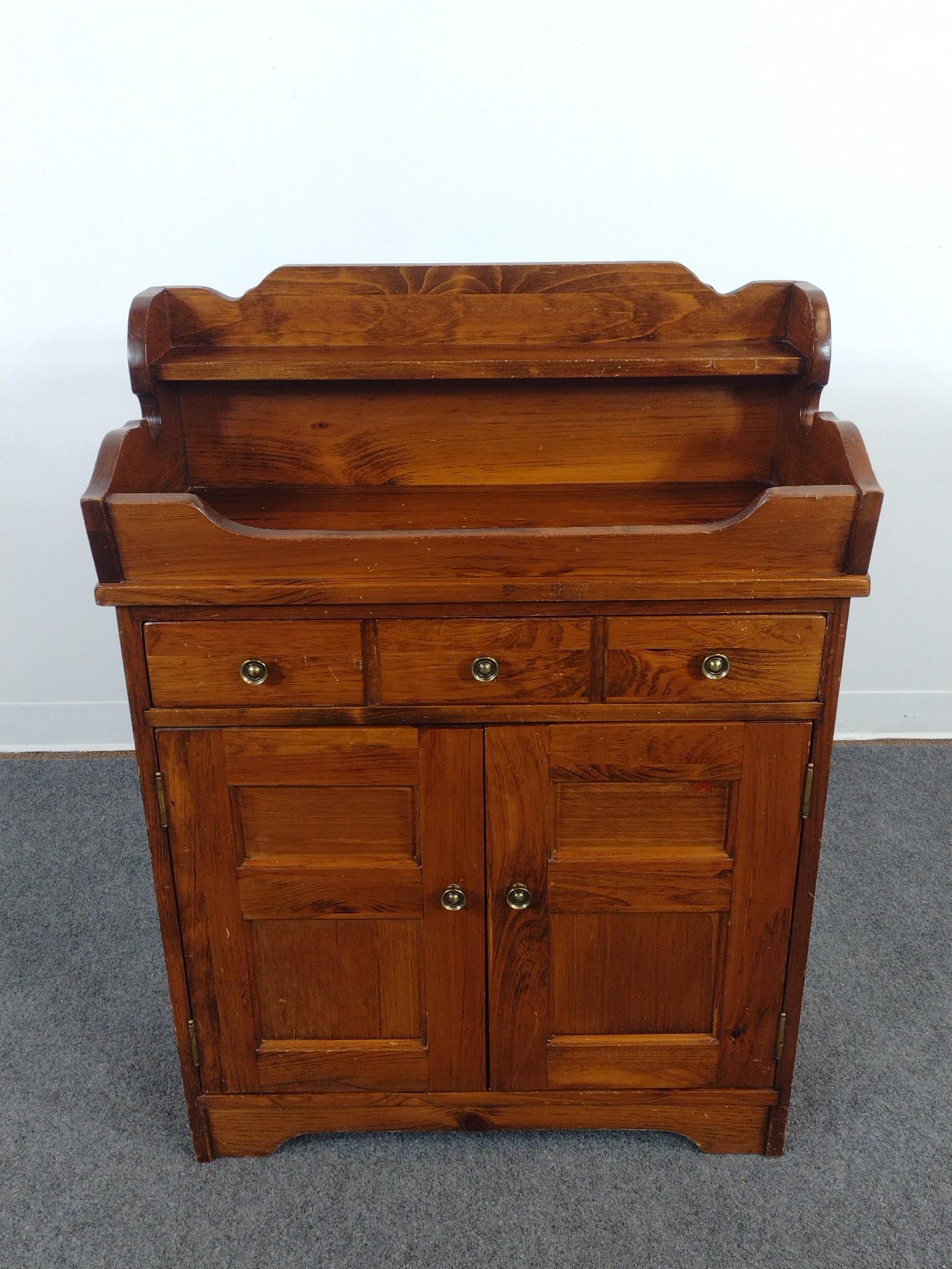 Mohawk Furniture Dry Sink