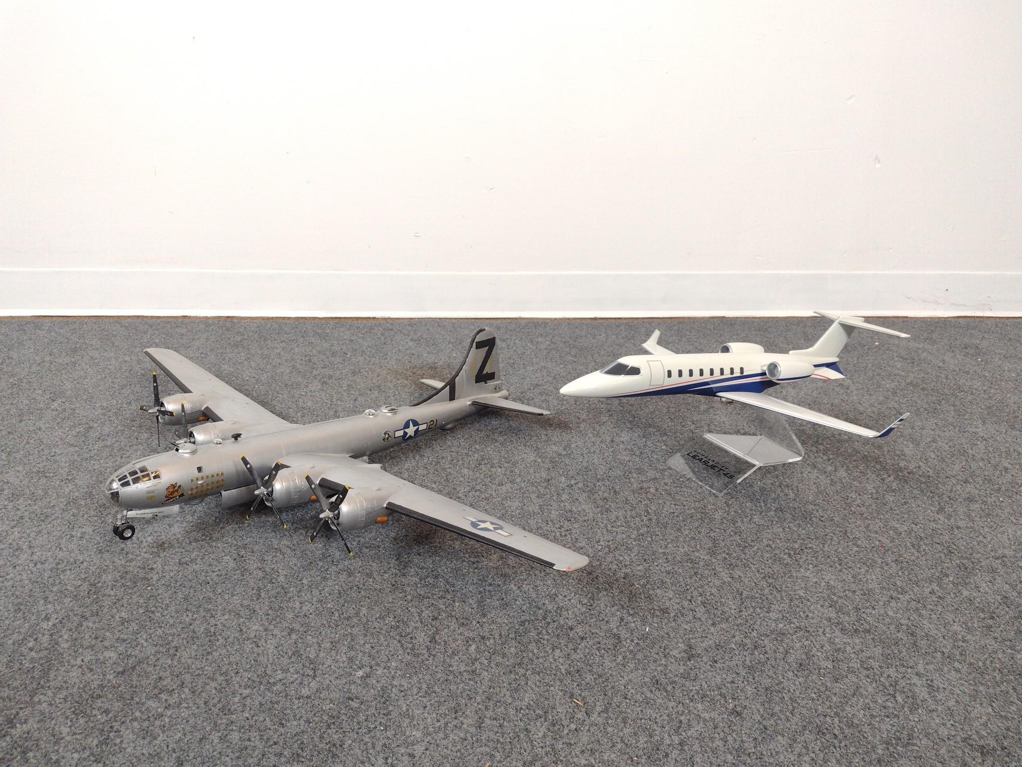 2 Model Airplanes Incl. Boeing B-29 Superfortress