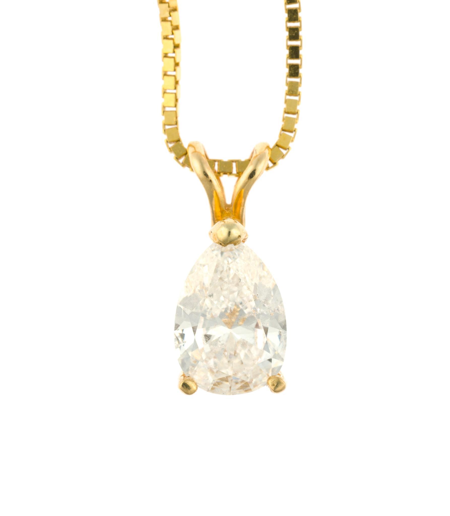 14K Gold and 1.03 Ct Diamond Pendant Necklace