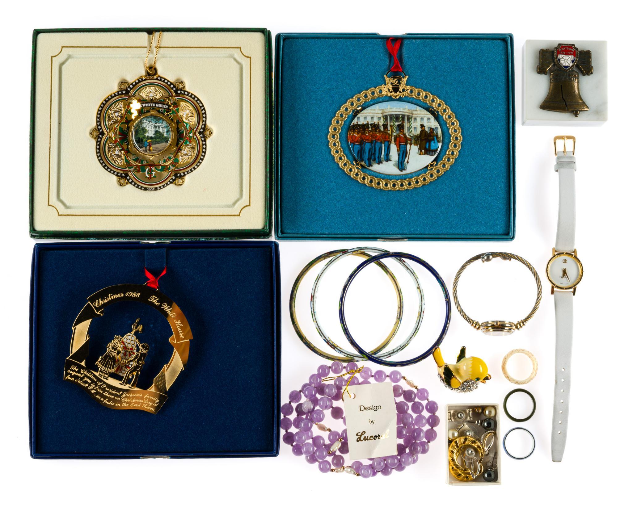 Vintage and Costume Jewelry, Ornaments
