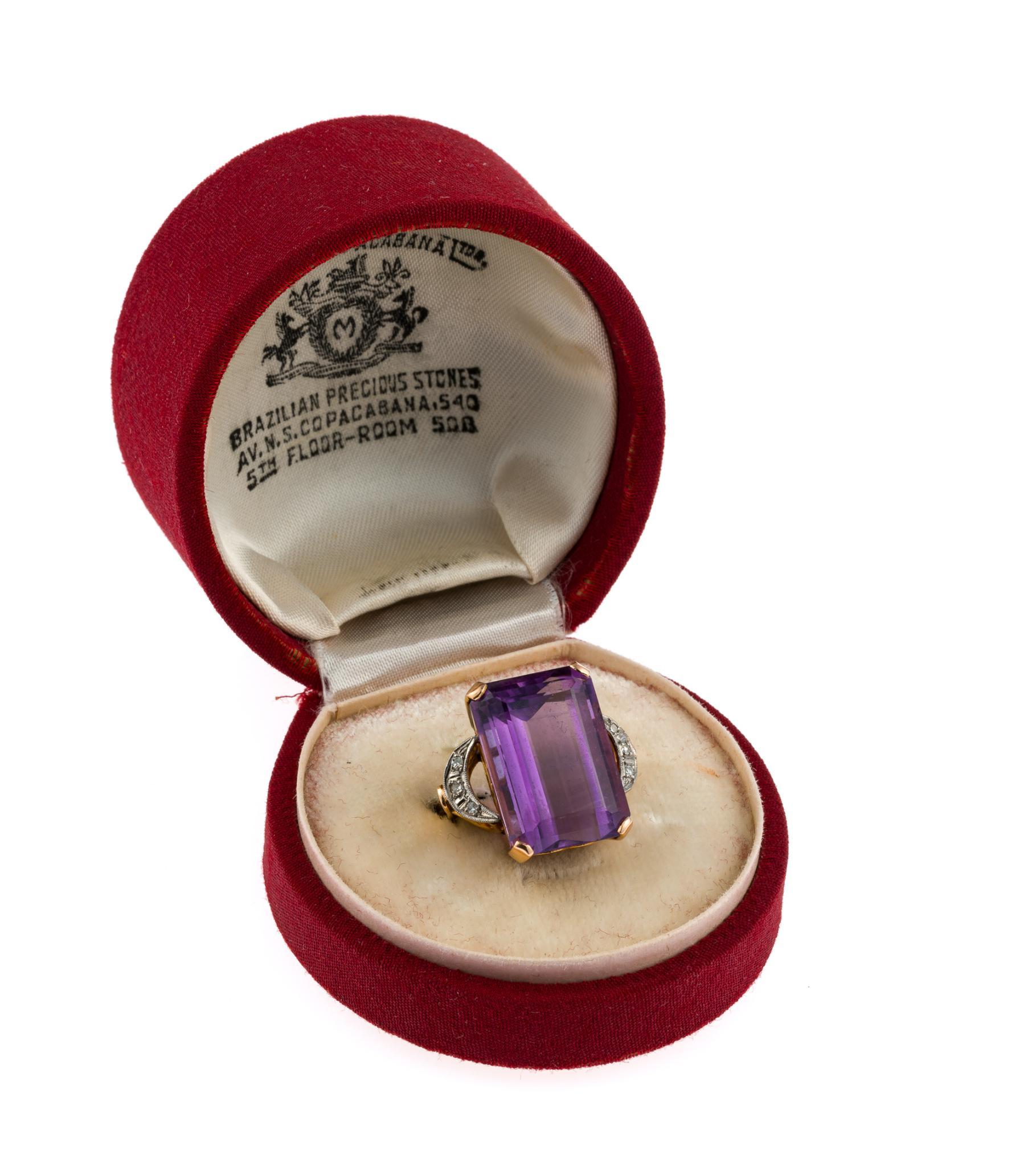 14K Gold and 10.8 Ct Amethyst Ring