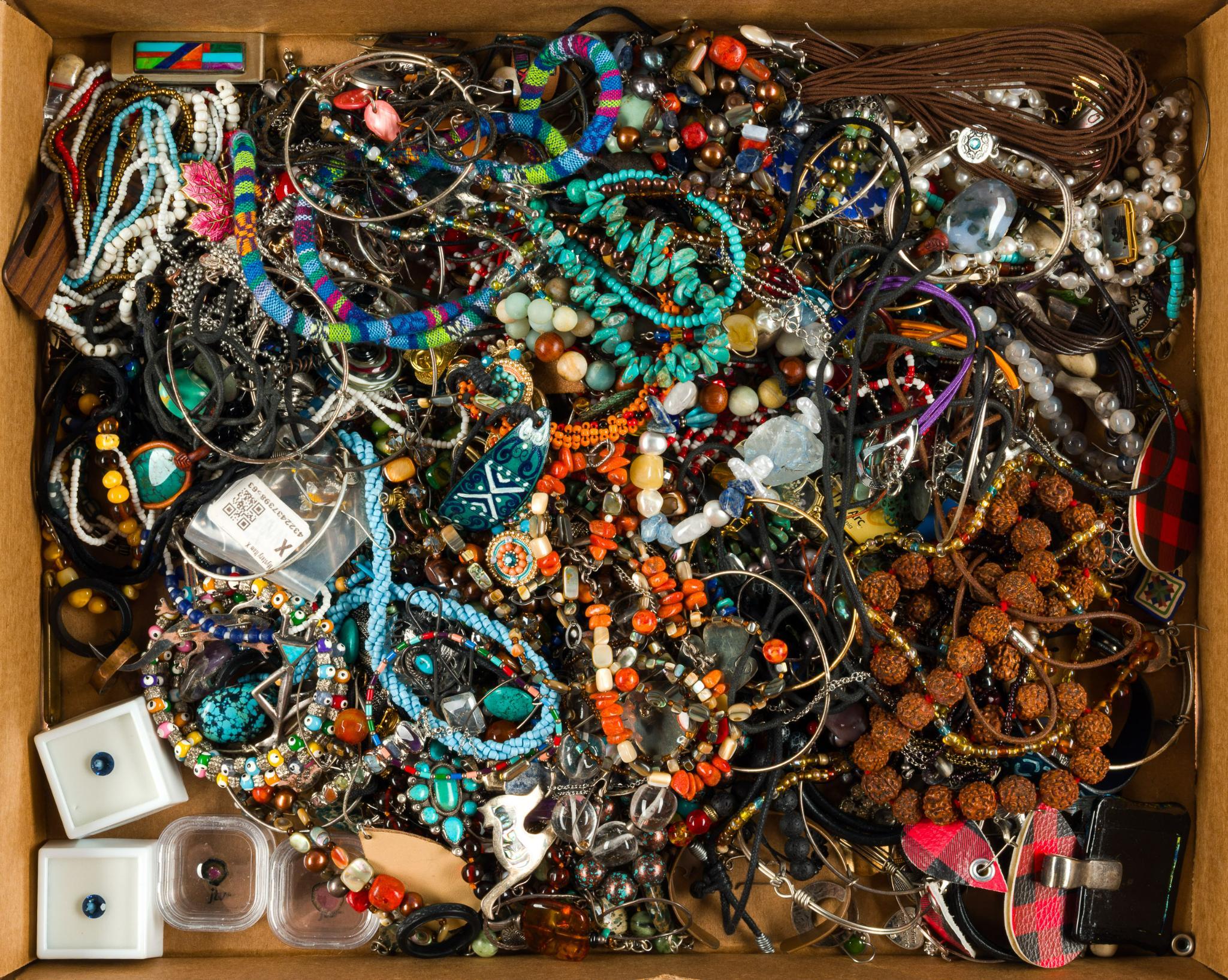 Vintage and Costume Jewelry, Loose Gemstones