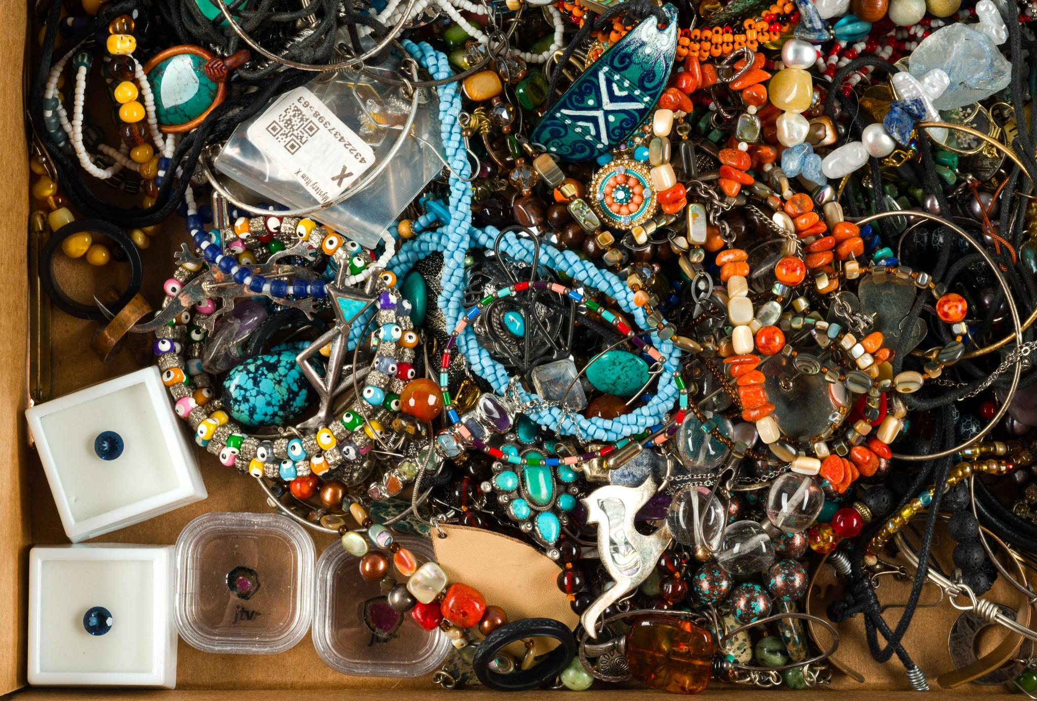 Vintage and Costume Jewelry, Loose Gemstones