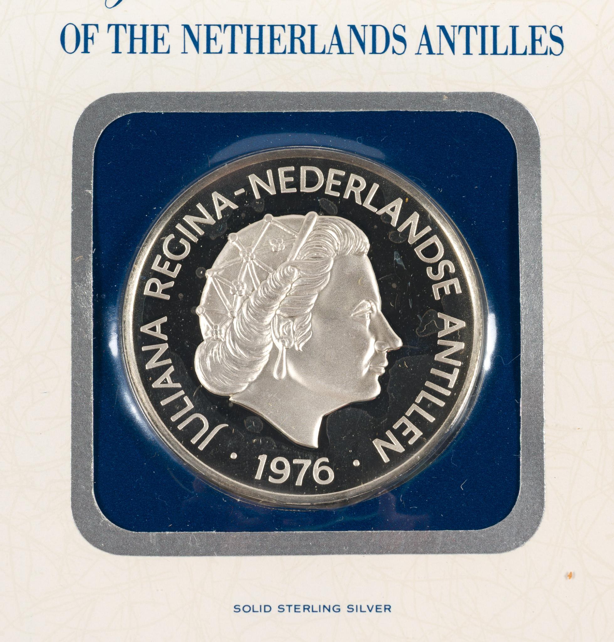 1976 Netherlands Antilles 200 Guilder Gold Coin