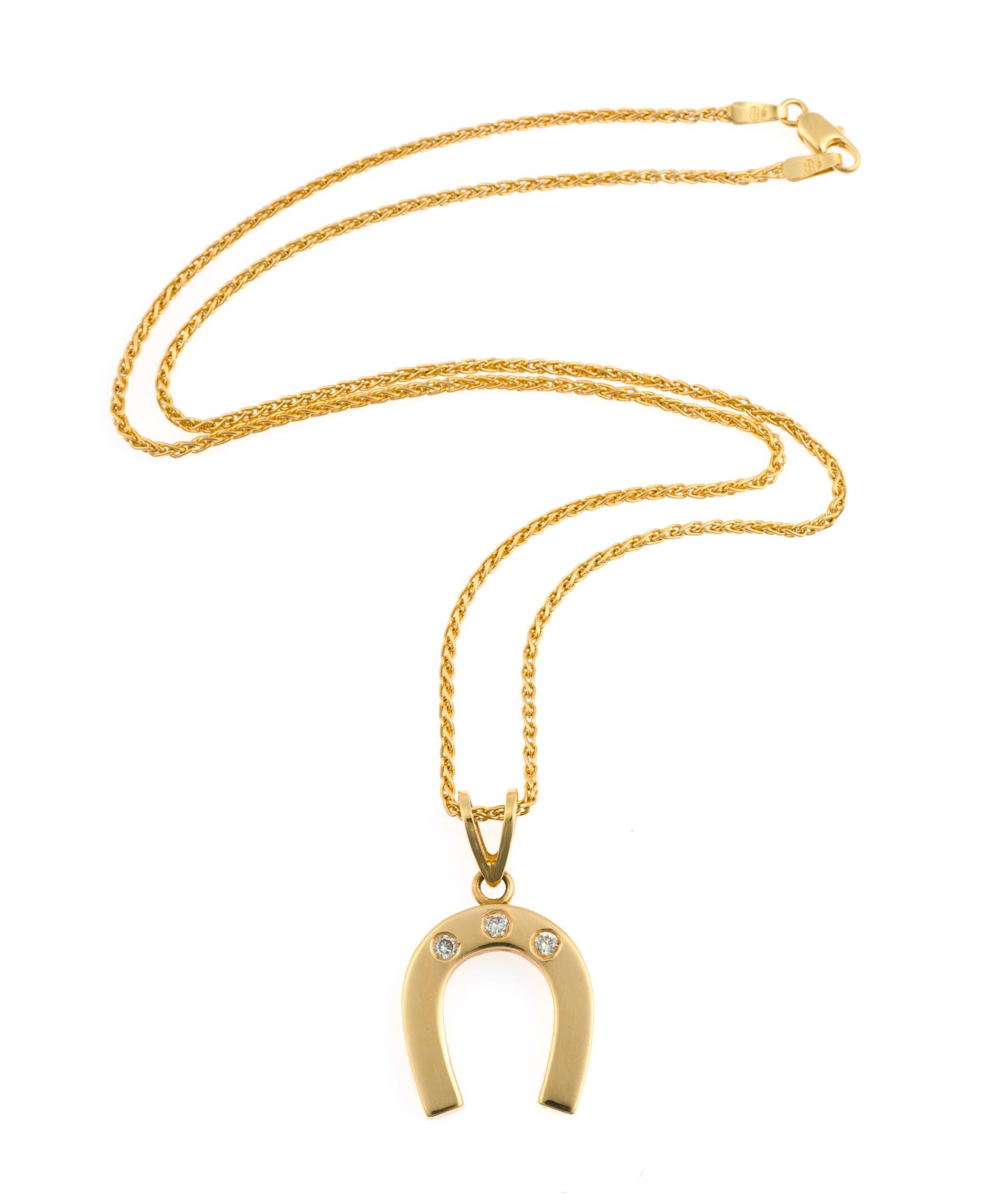 18K Gold Equestrian Horseshoe Pendant Necklace