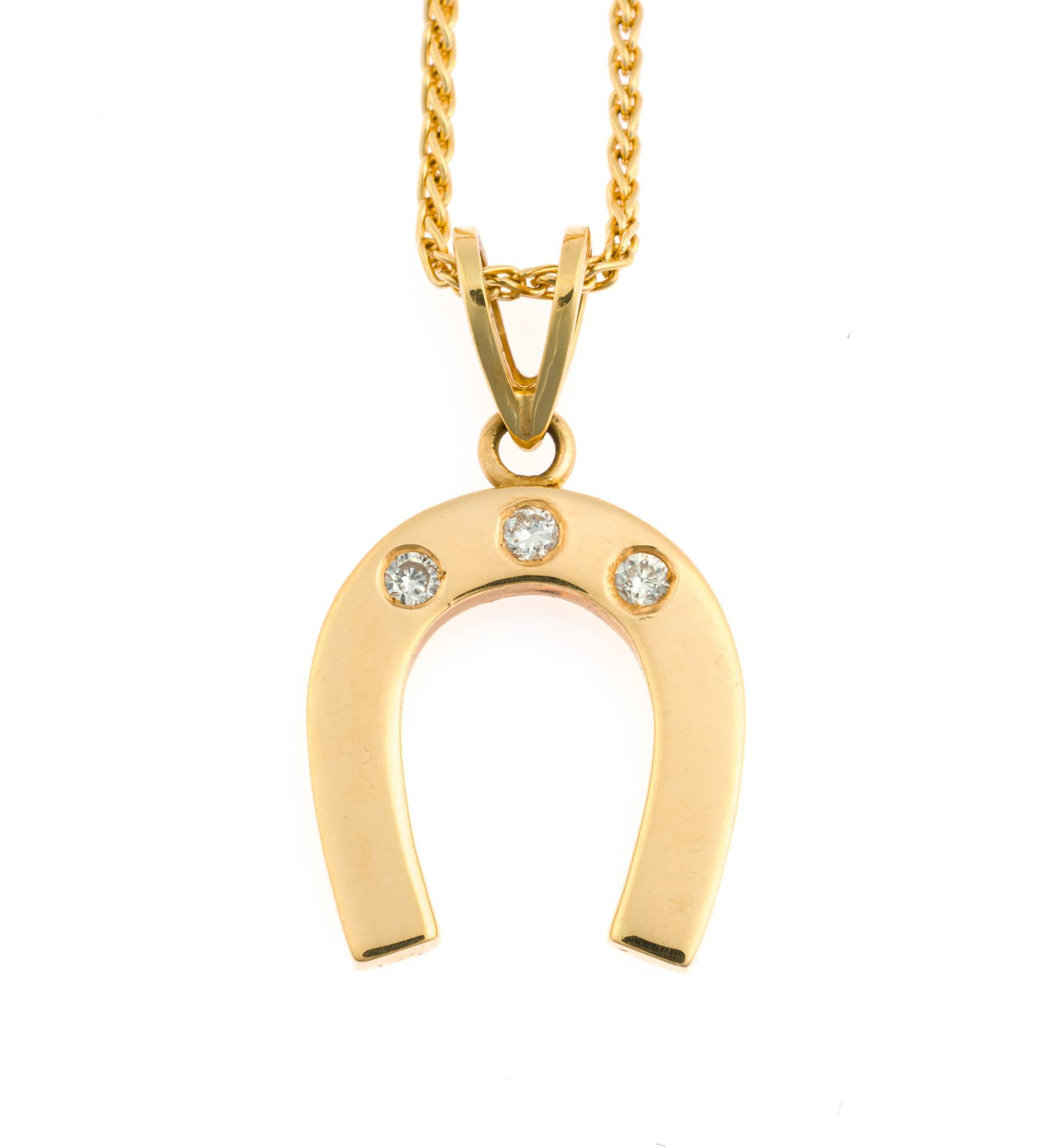 18K Gold Equestrian Horseshoe Pendant Necklace