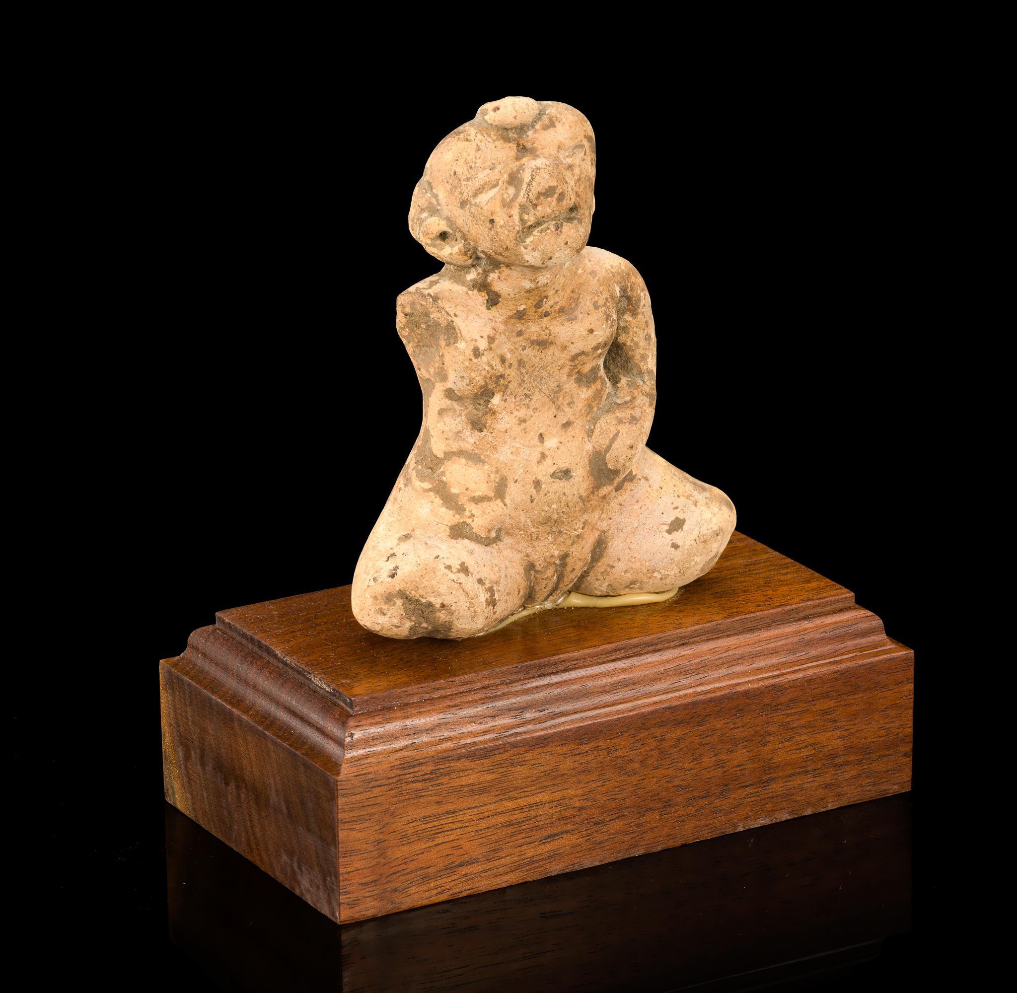 3 Pre-Columbian Figures