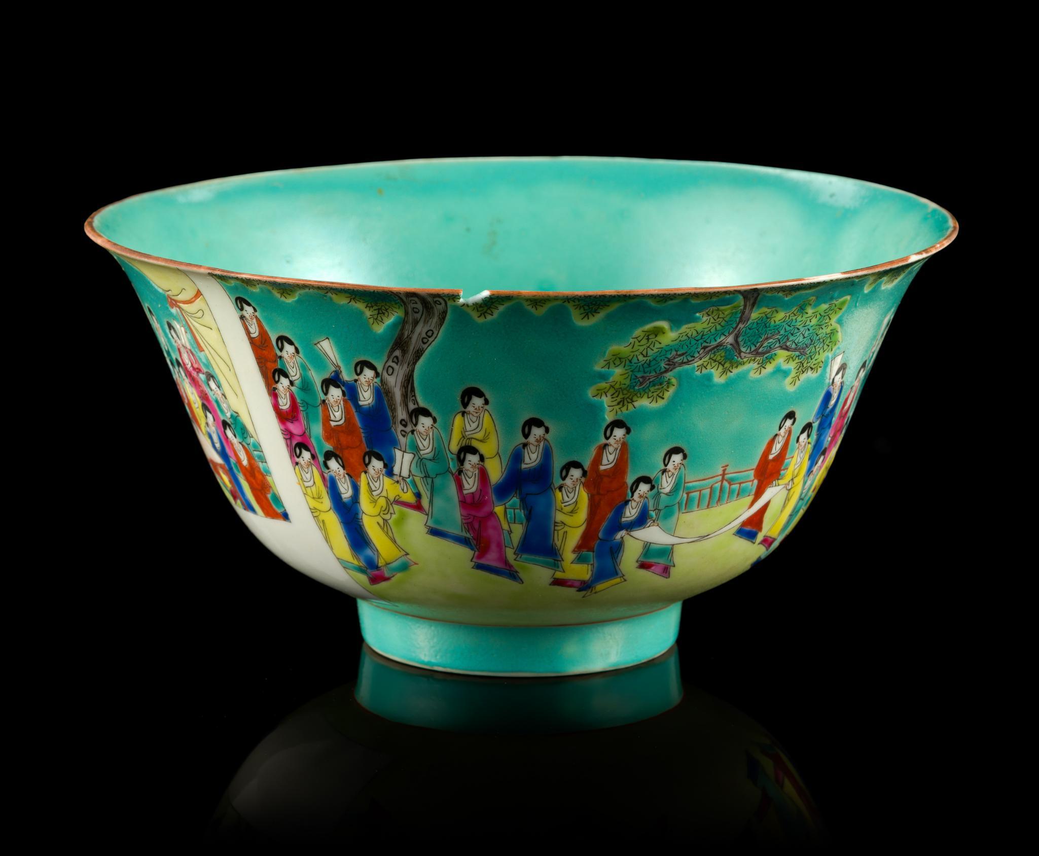 Chinese Famille Rose Peking Bowl