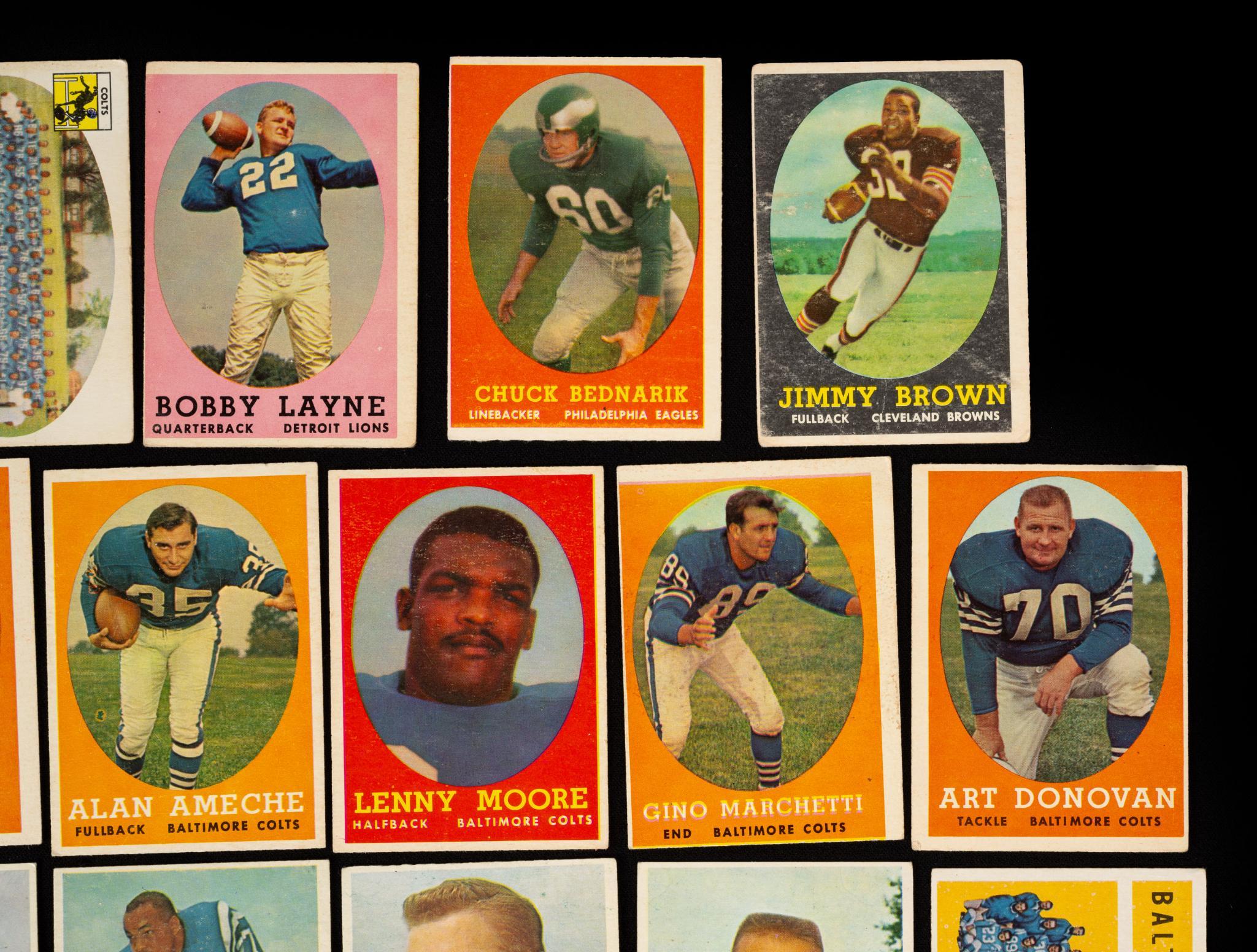 23 Vintage Football Trading Cards