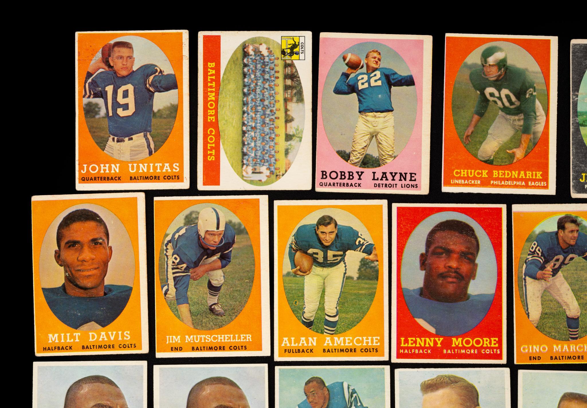 23 Vintage Football Trading Cards