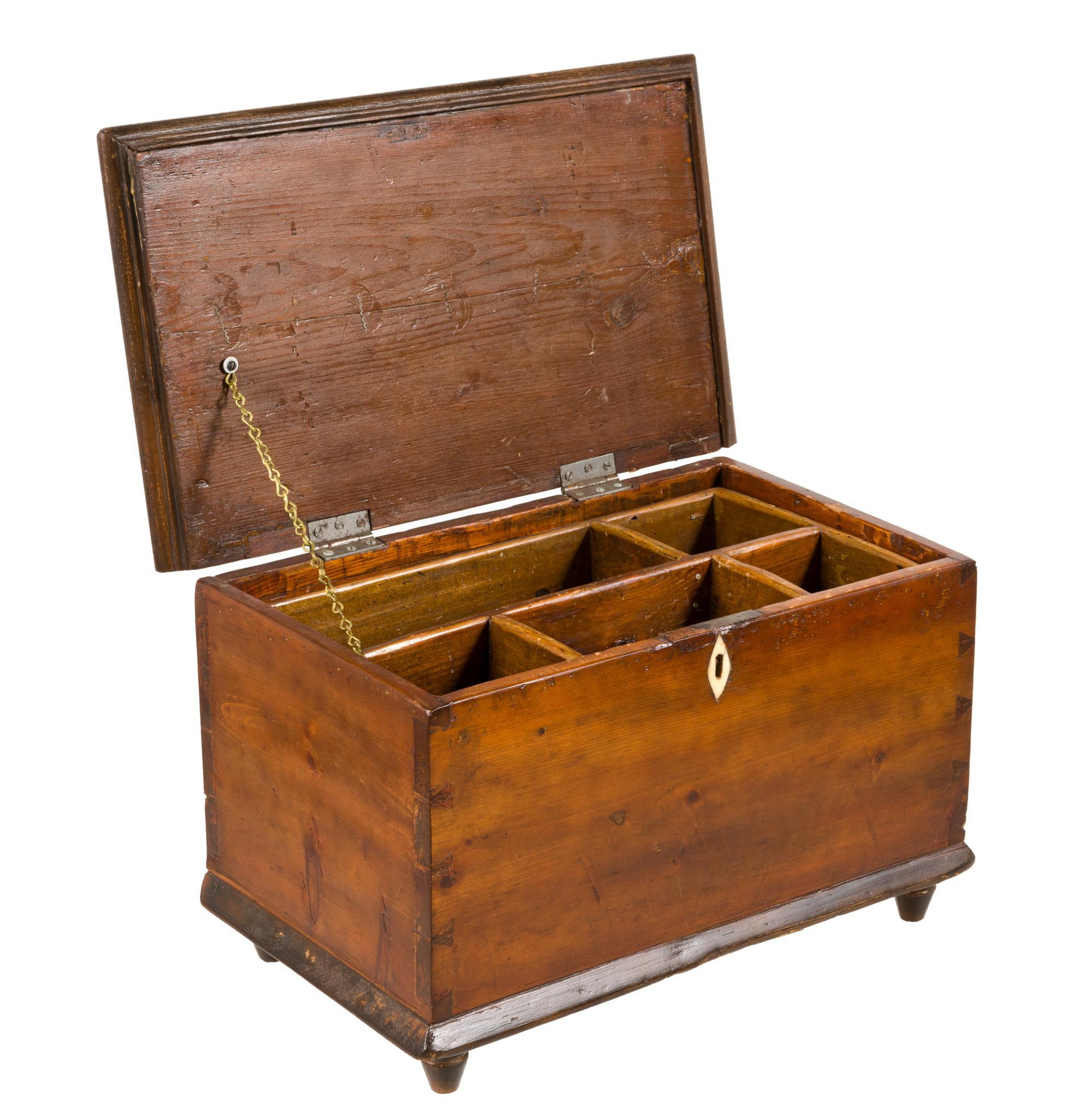 American Storage Chest