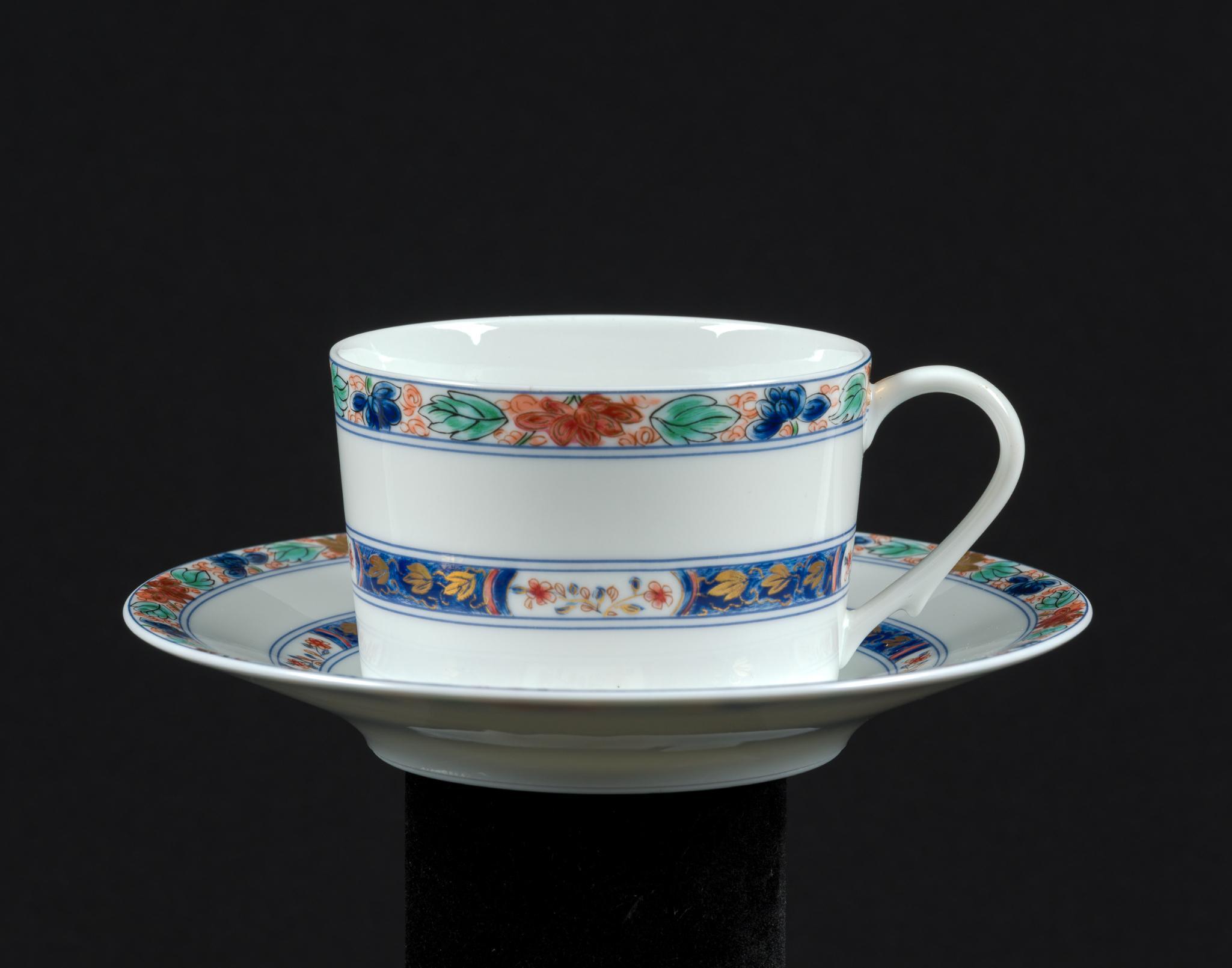 Raynaud Limoges "Koutani" China Service