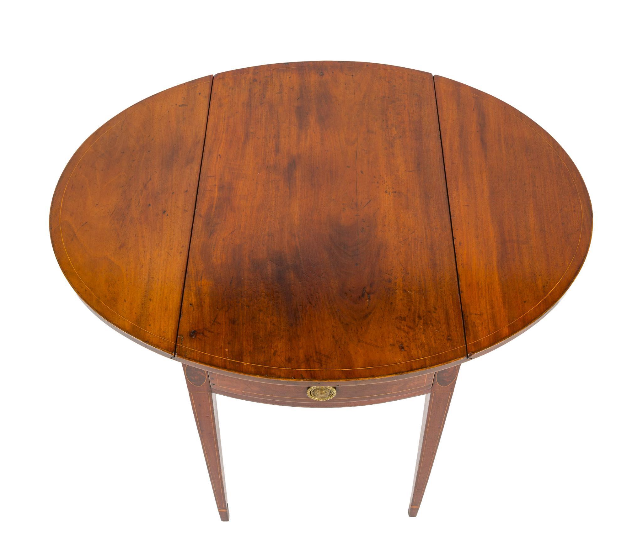 Hepplewhite Drop Leaf Breakfast Table