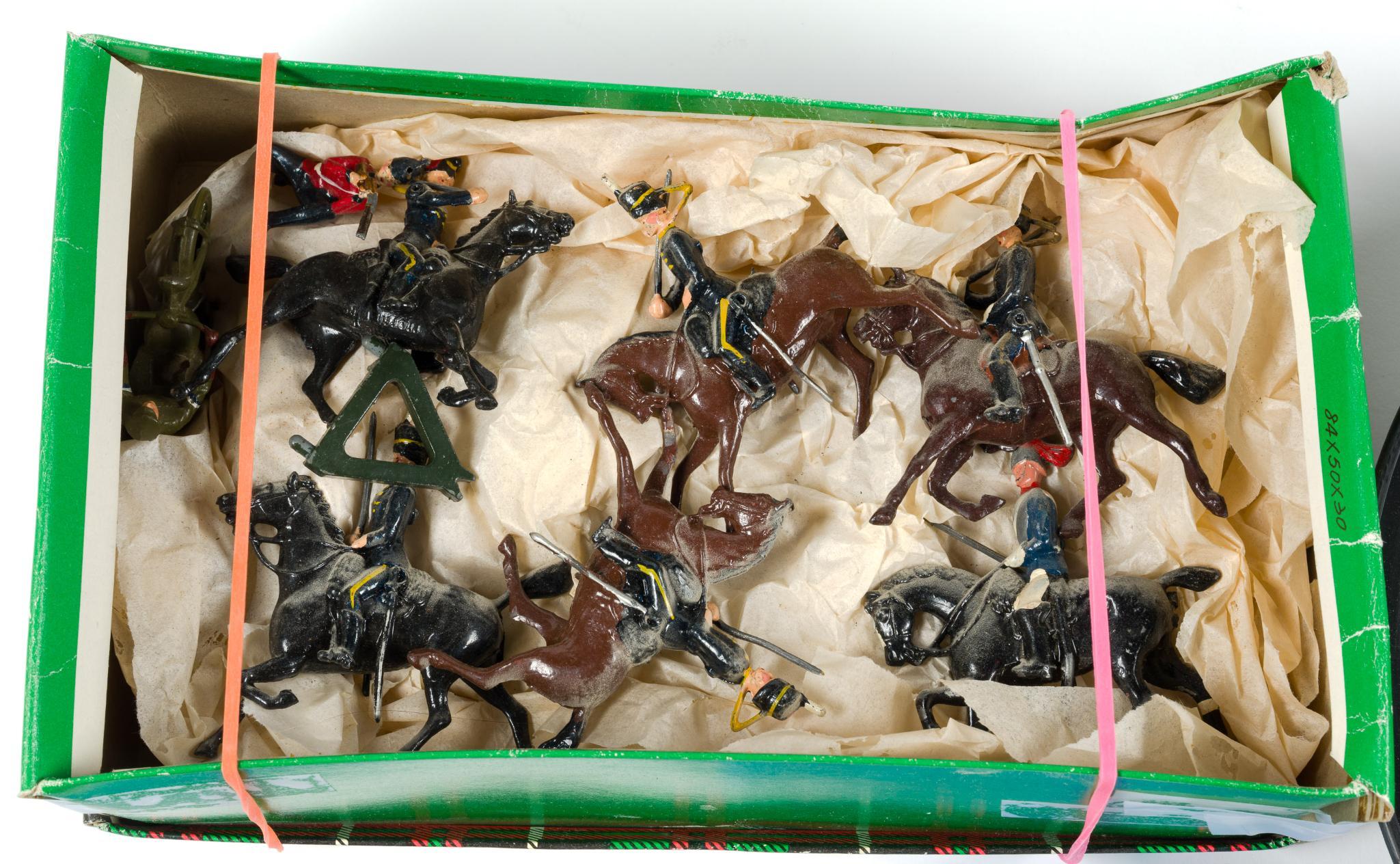 Lead, Tin & Plastic Toy Soldiers Incl. G. Britain