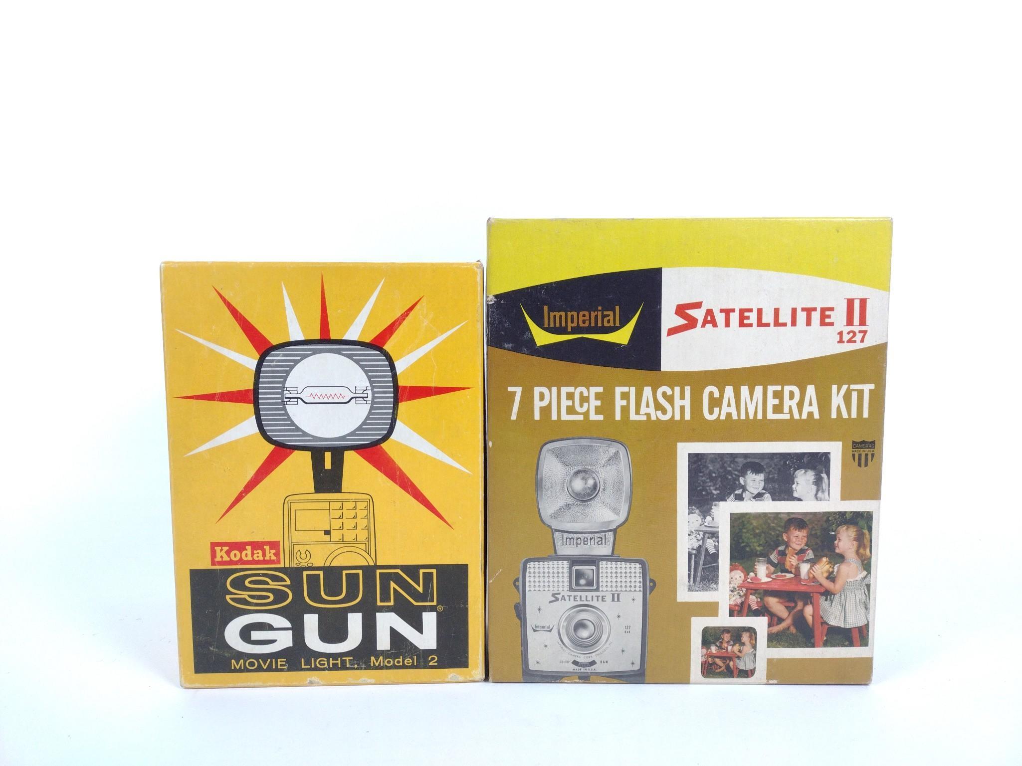 8 Vintage & Antique Cameras