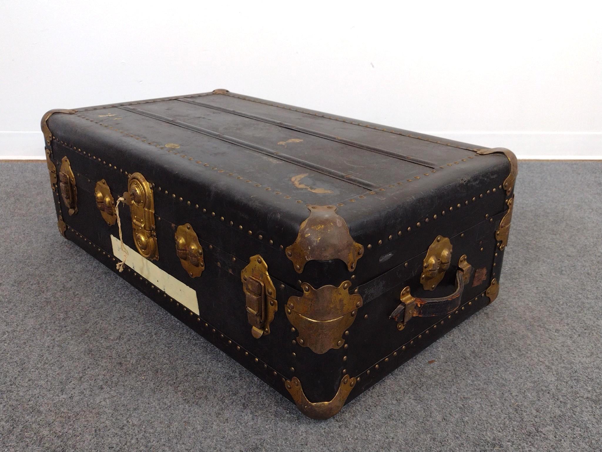 Steamer Cabin Trunk or Footlocker
