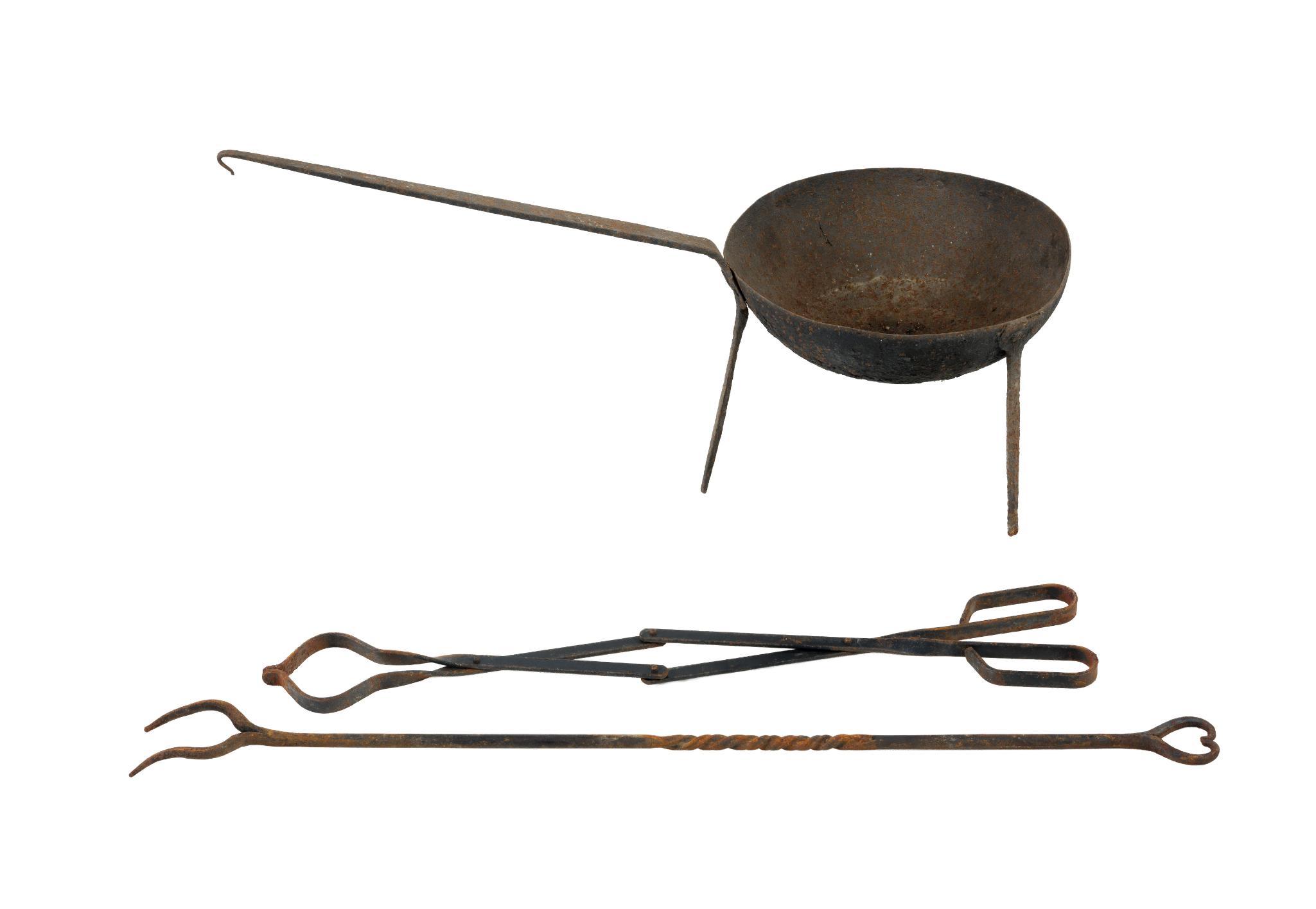 (Early Revolution) Spider Pan & 2 Fire-Tending Tools
