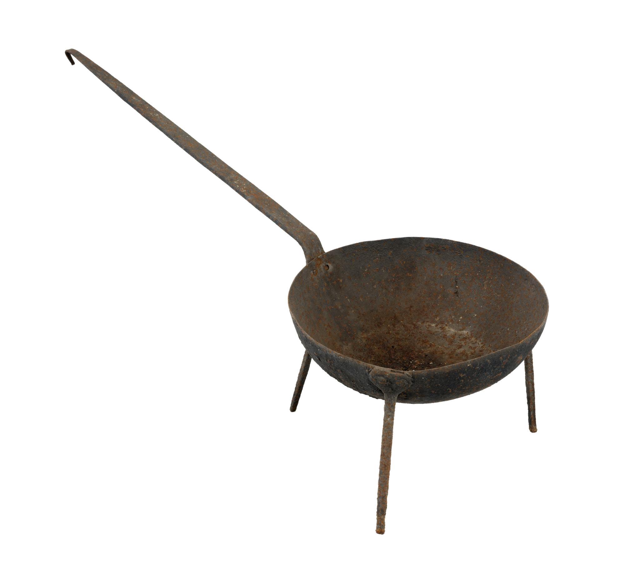 (Early Revolution) Spider Pan & 2 Fire-Tending Tools