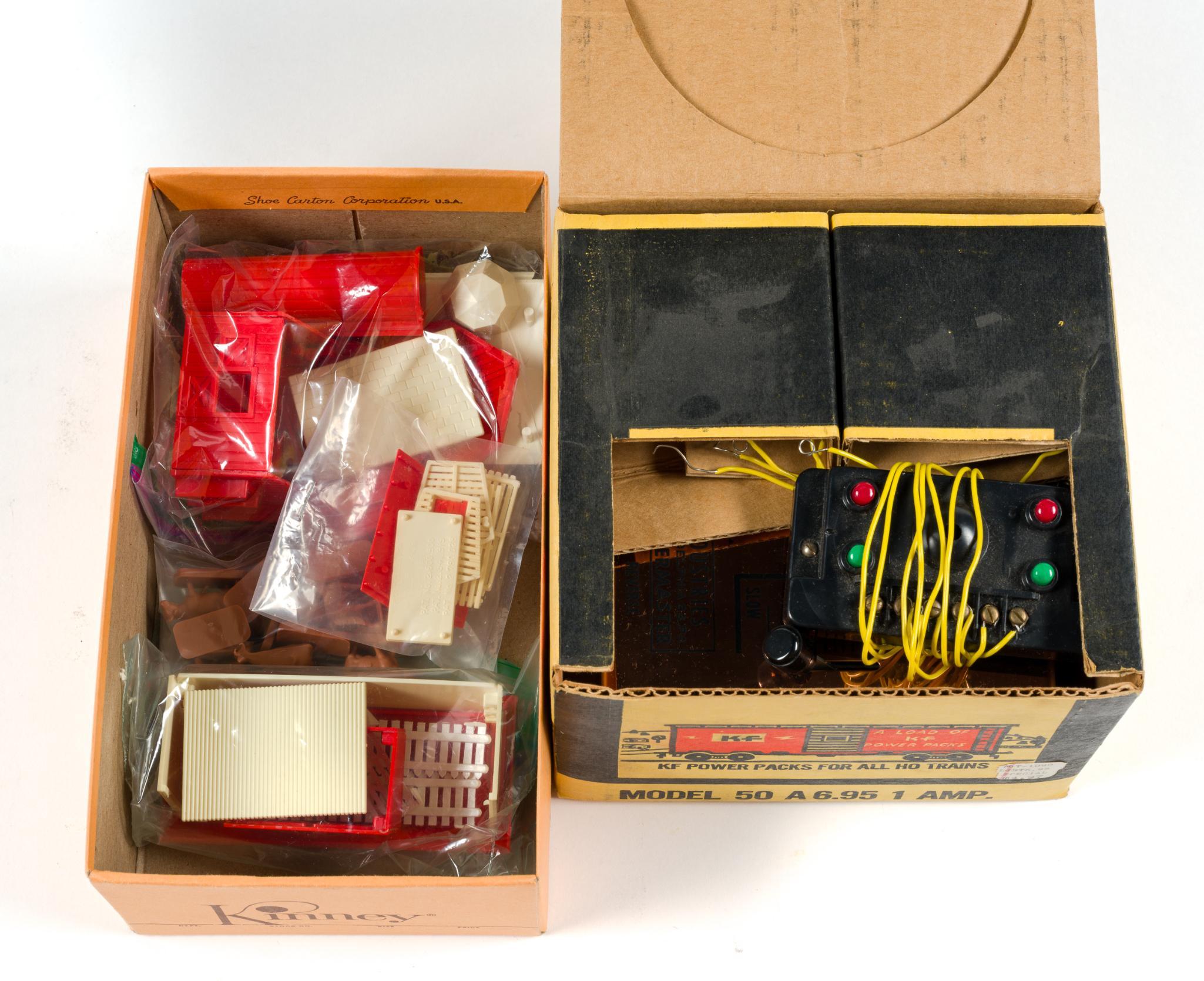 Model Train Cars, Track & Buildings Incl. Tyco