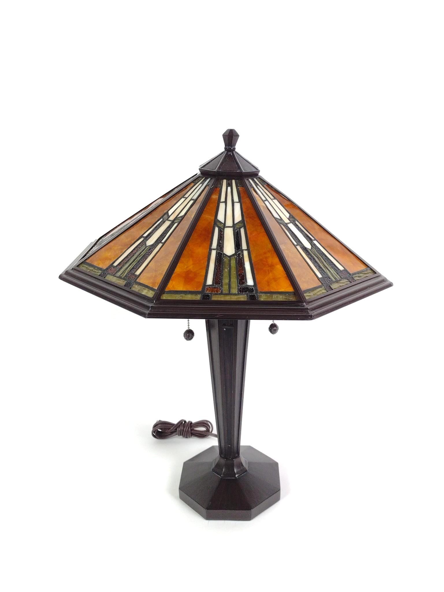 Tiffany-Style Table Lamp