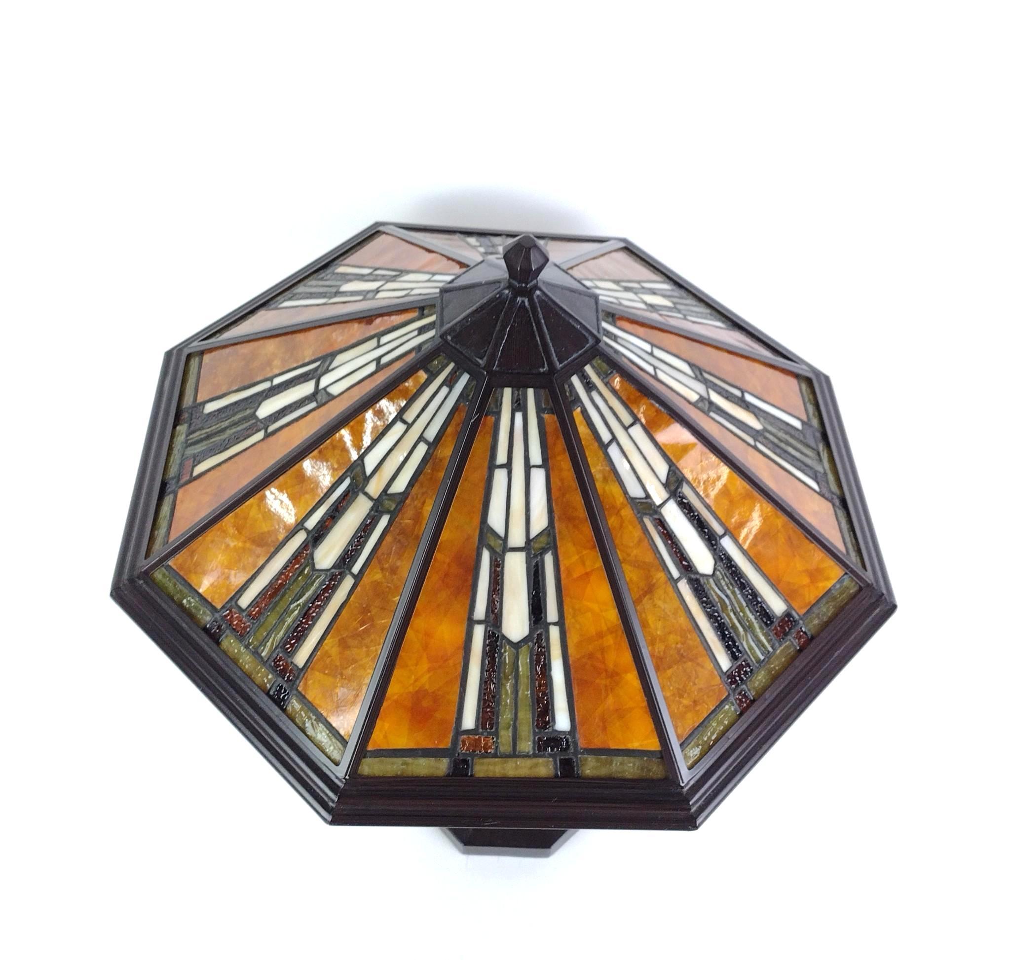 Tiffany-Style Table Lamp
