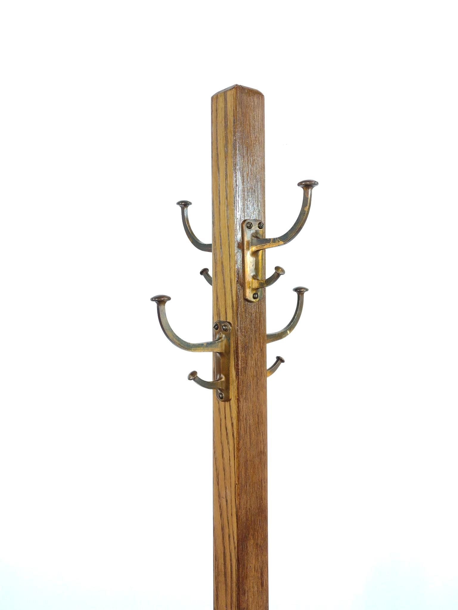 Coat Tree