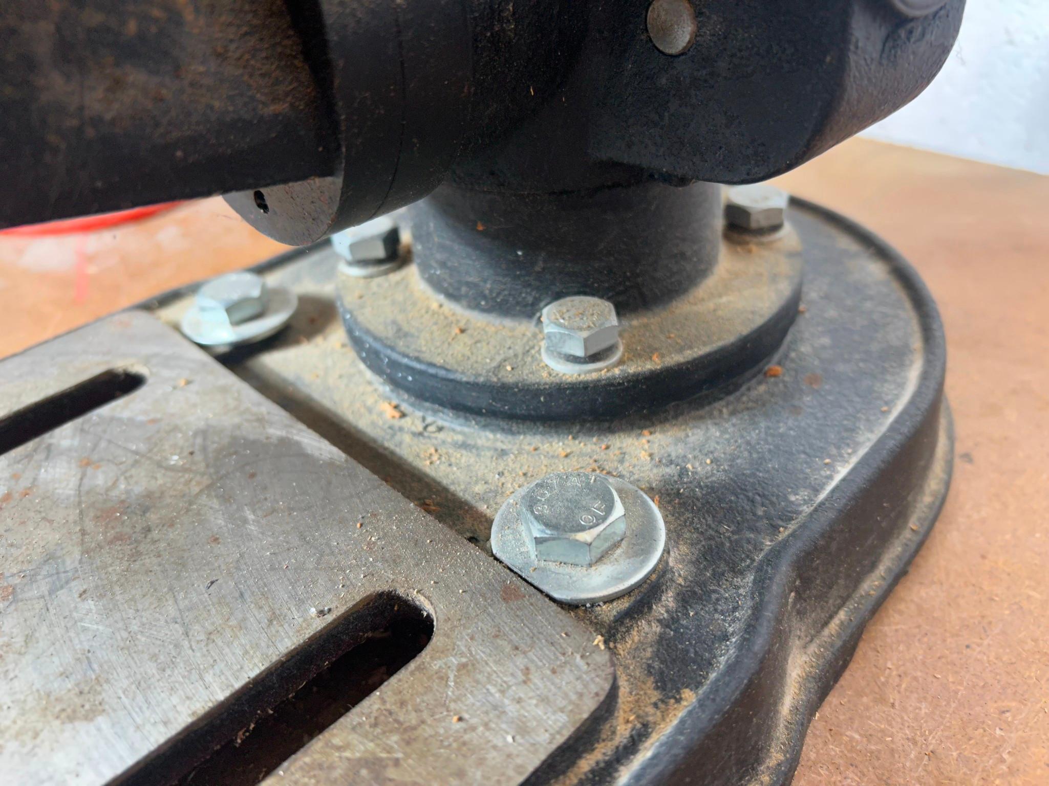 Northern Industrial Tools 16-Speed Drill Press