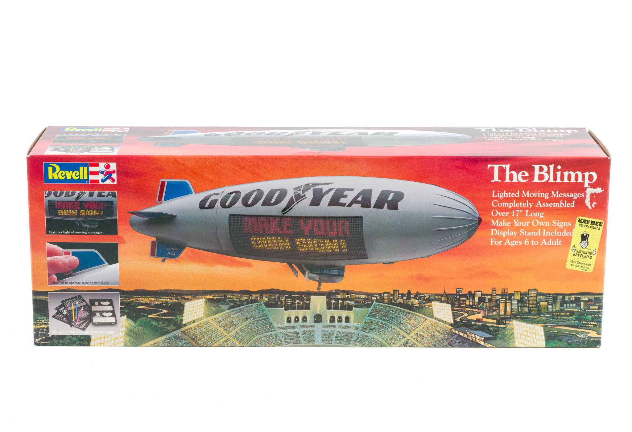 8 Toy Zeppelins